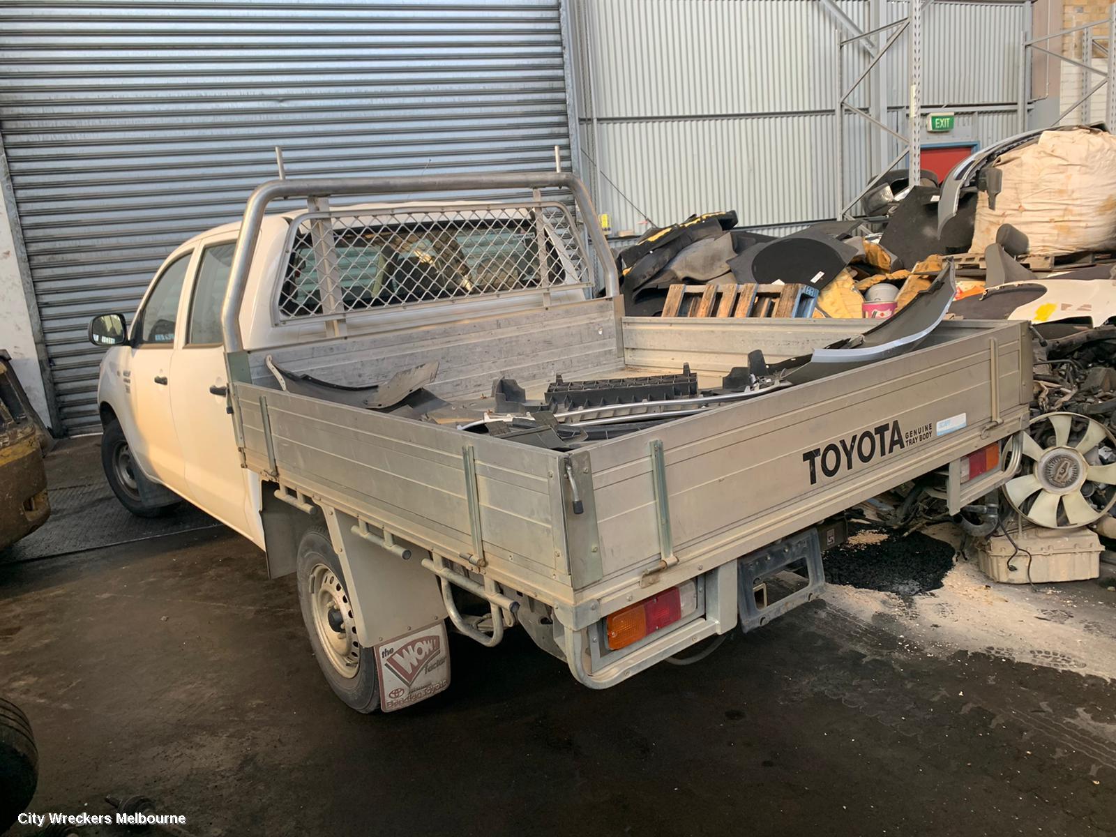 TOYOTA HILUX LEFT REAR STRUT, ***USE SHOCK ABSORBER PART TYPE***