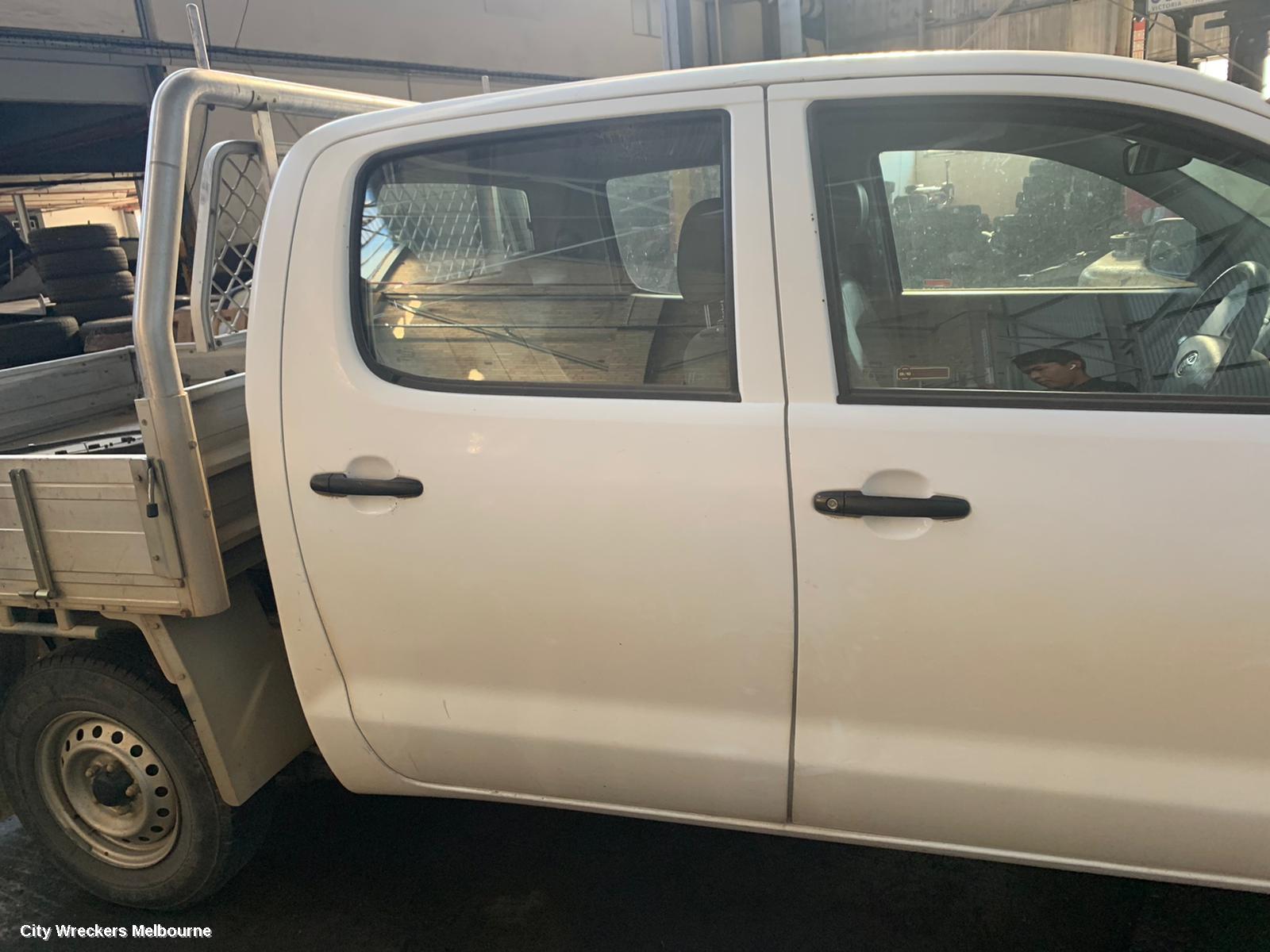 TOYOTA HILUX LEFT REAR STRUT, ***USE SHOCK ABSORBER PART TYPE***