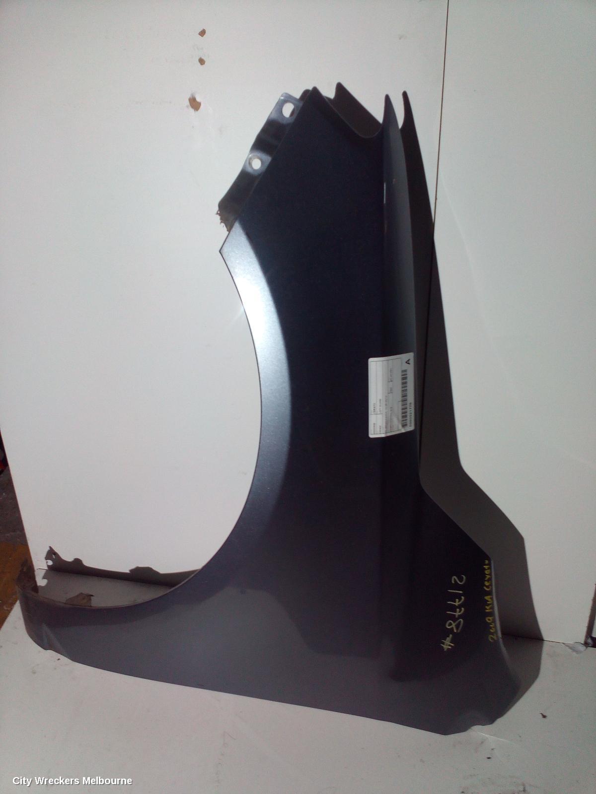 KIA CERATO LEFT GUARD, TD, SEDAN/HATCH, 10/2008 - 03/2013