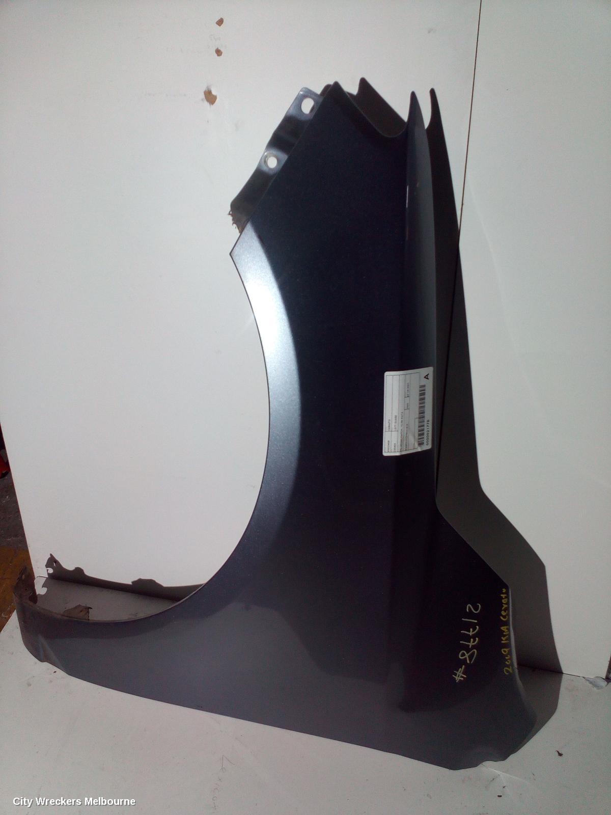 KIA CERATO LEFT GUARD, TD, SEDAN/HATCH, 10/2008 - 03/2013