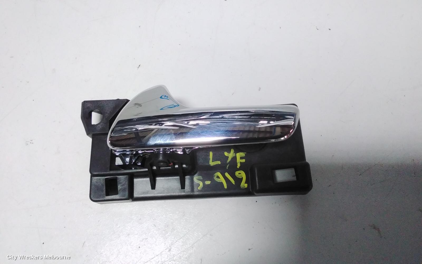 JEEP GRANDCHEROKEE DOOR HANDLE, INNER, LH FRONT, WK, 01/2011 ONWARDS