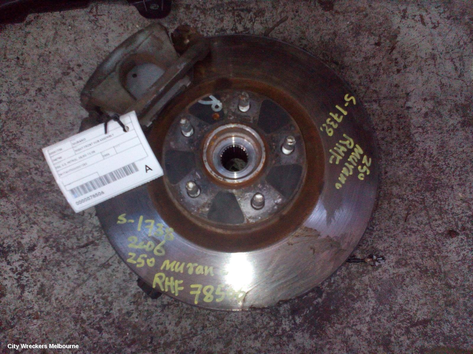 NISSAN MURANO RIGHT FRONT HUB ASSEMBLY, Z50, 3.5, PETROL, 05/2002 - 12/2008