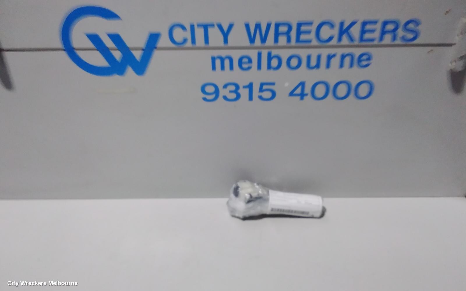 NISSAN NAVARA COMBINATION SWITCH, D40, WIPER SWITCH, 09/2005 - 08/2015