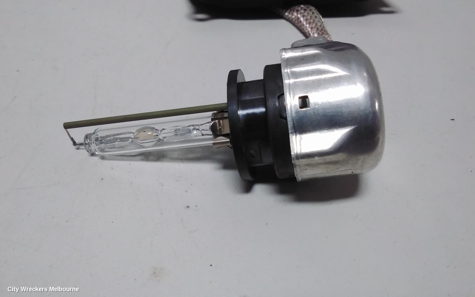 TOYOTA ESTIMA, XR50, 05-19, 39000-78277  HEADLIGHT MOUDLE AND BULB: 78566