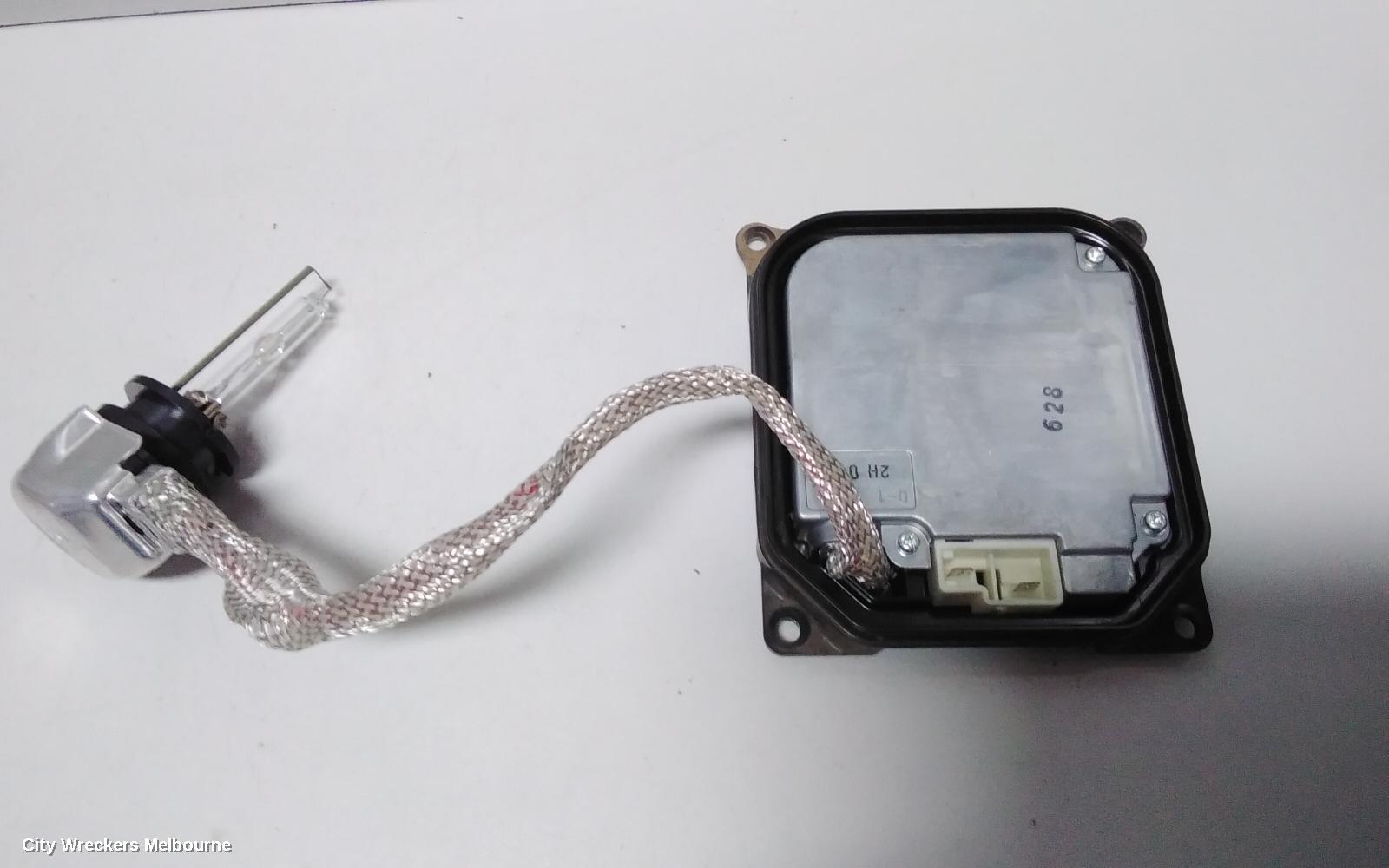 TOYOTA ESTIMA, XR50, 05-19, 39000-78277  HEADLIGHT MOUDLE AND BULB: 78566