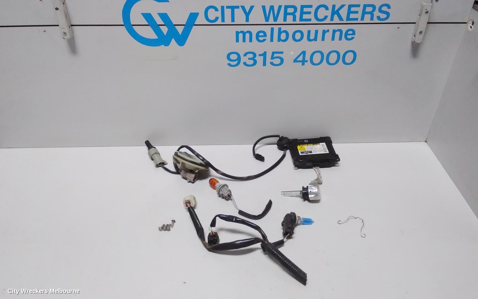 TOYOTA ESTIMA, XR50, 05-19, 39000-78277  HEADLIGHT MOUDLE AND BULB: 78566