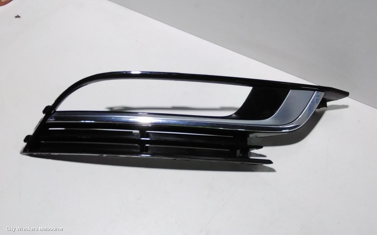VOLKSWAGEN PASSAT RIGHT INDICATOR/FOG/SIDE, BUMPER FOGLAMP, 3CC, SEDAN, 03/2012 - 12/2016
