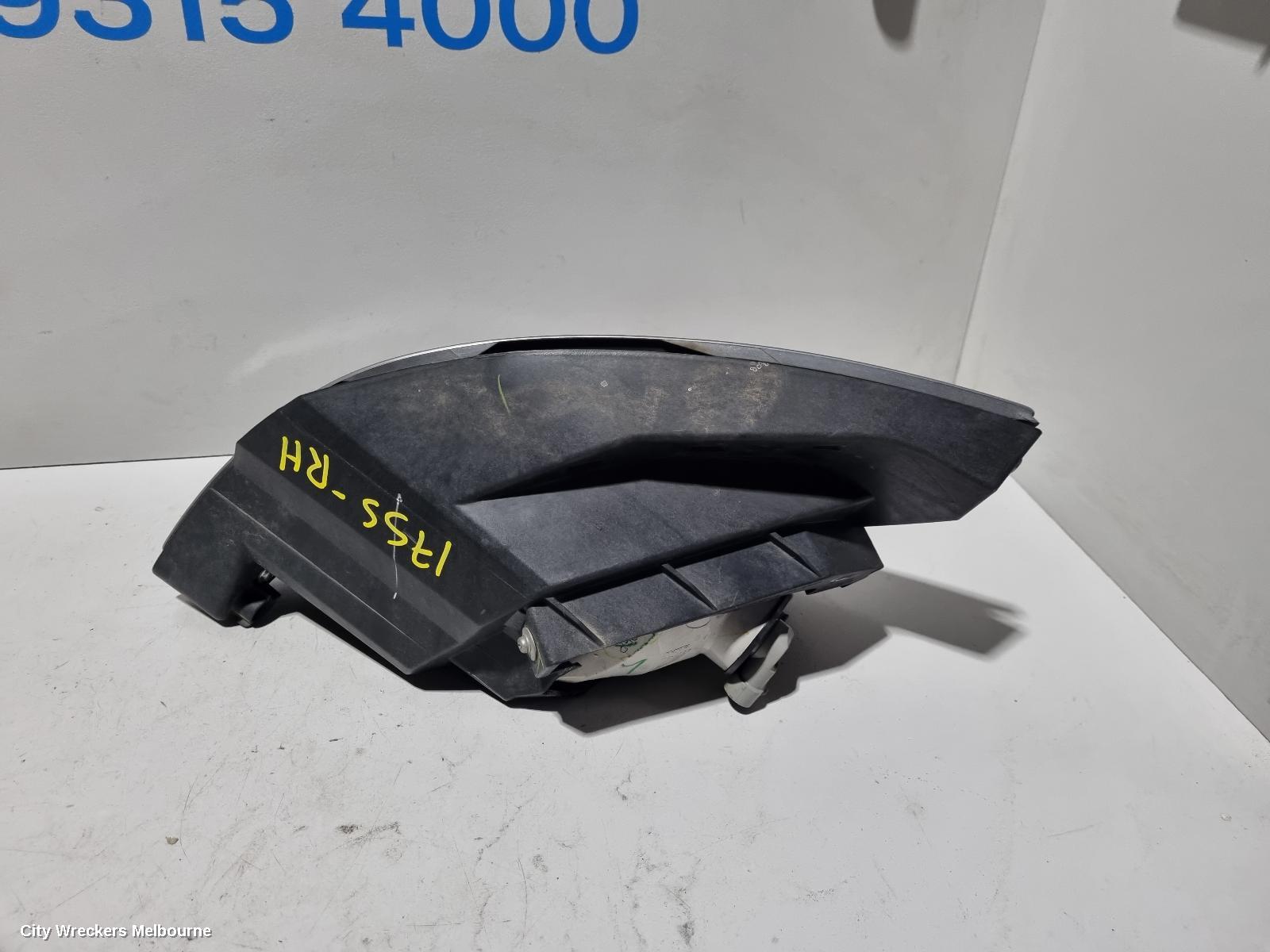 MAZDA CX9 RIGHT INDICATOR/FOG/SIDE, BUMPER FOGLAMP, TB, 06/2009 - 10/2012
