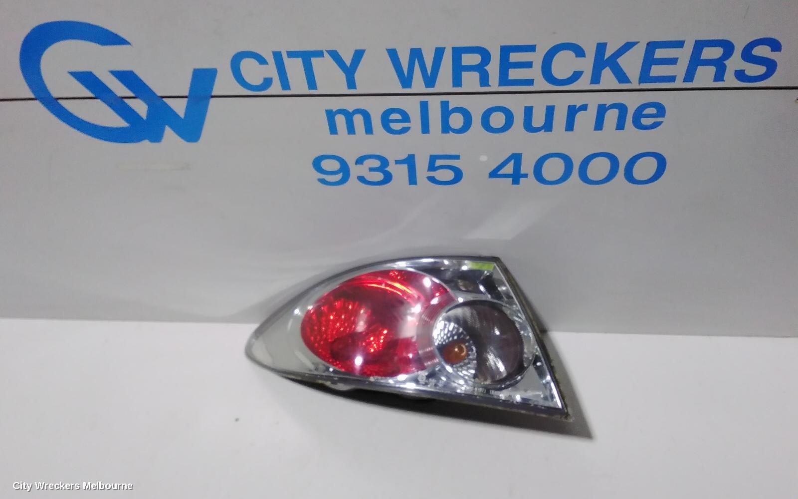 MAZDA 6 LEFT TAILLIGHT, GG/GY, SEDAN/HATCH, LENS# 220-61971, 09/2002 - 08/2005