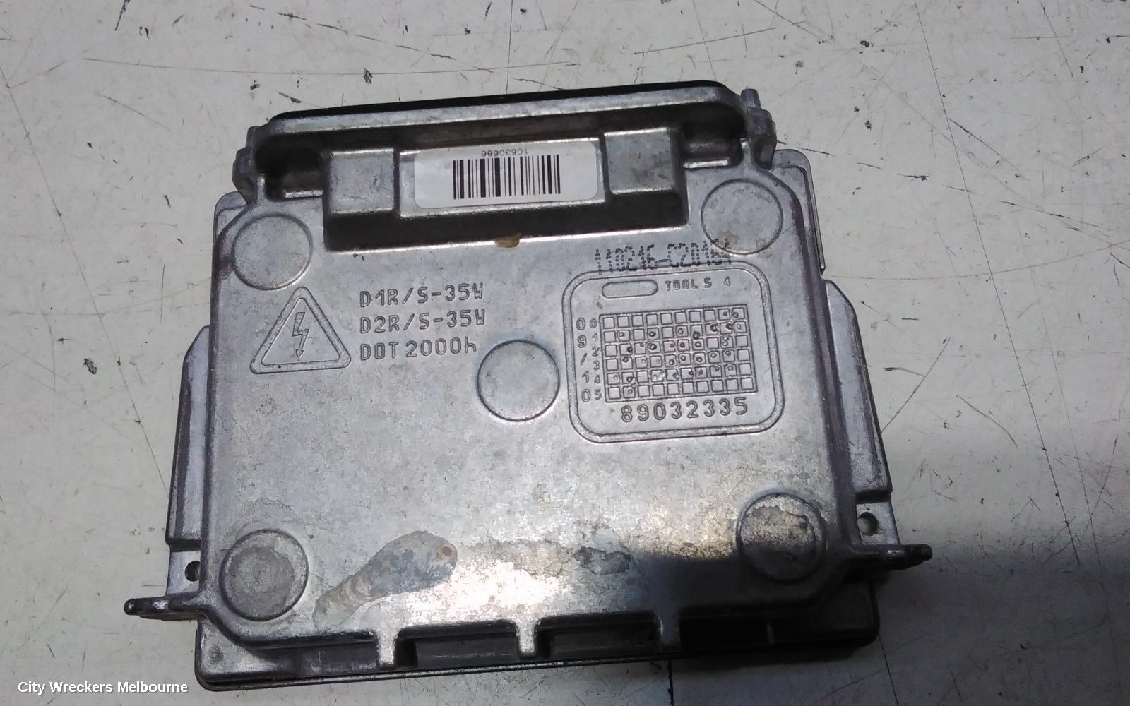 PEUGEOT 508 LEFT HEADLAMP, W2, XENON TYPE, 07/2011 - 03/2015