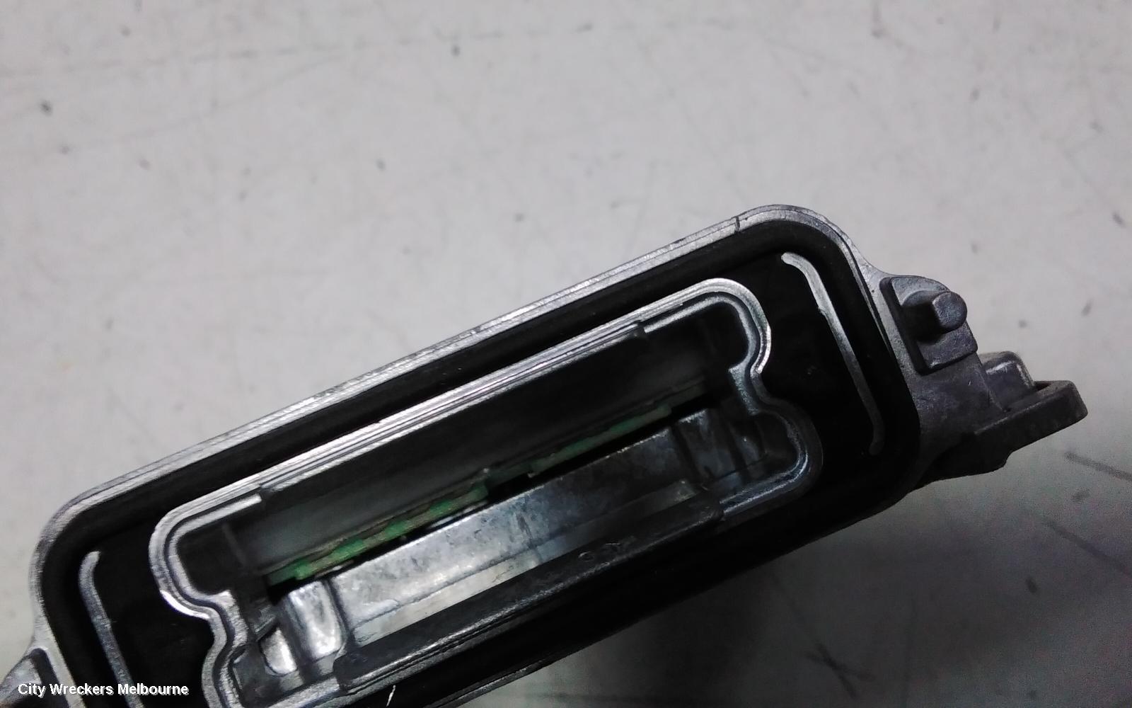 PEUGEOT 508 LEFT HEADLAMP, W2, XENON TYPE, 07/2011 - 03/2015
