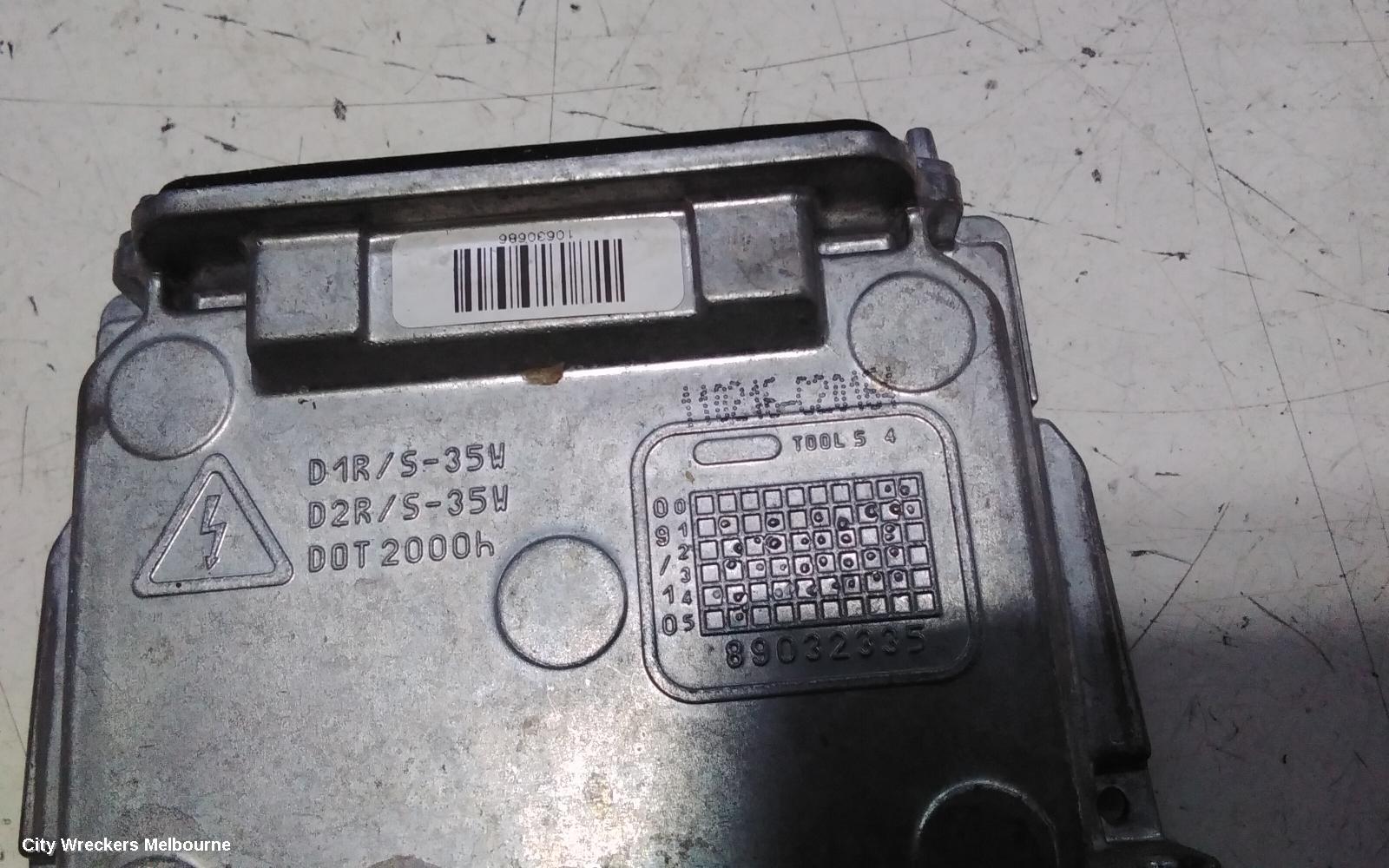 PEUGEOT 508 LEFT HEADLAMP, W2, XENON TYPE, 07/2011 - 03/2015