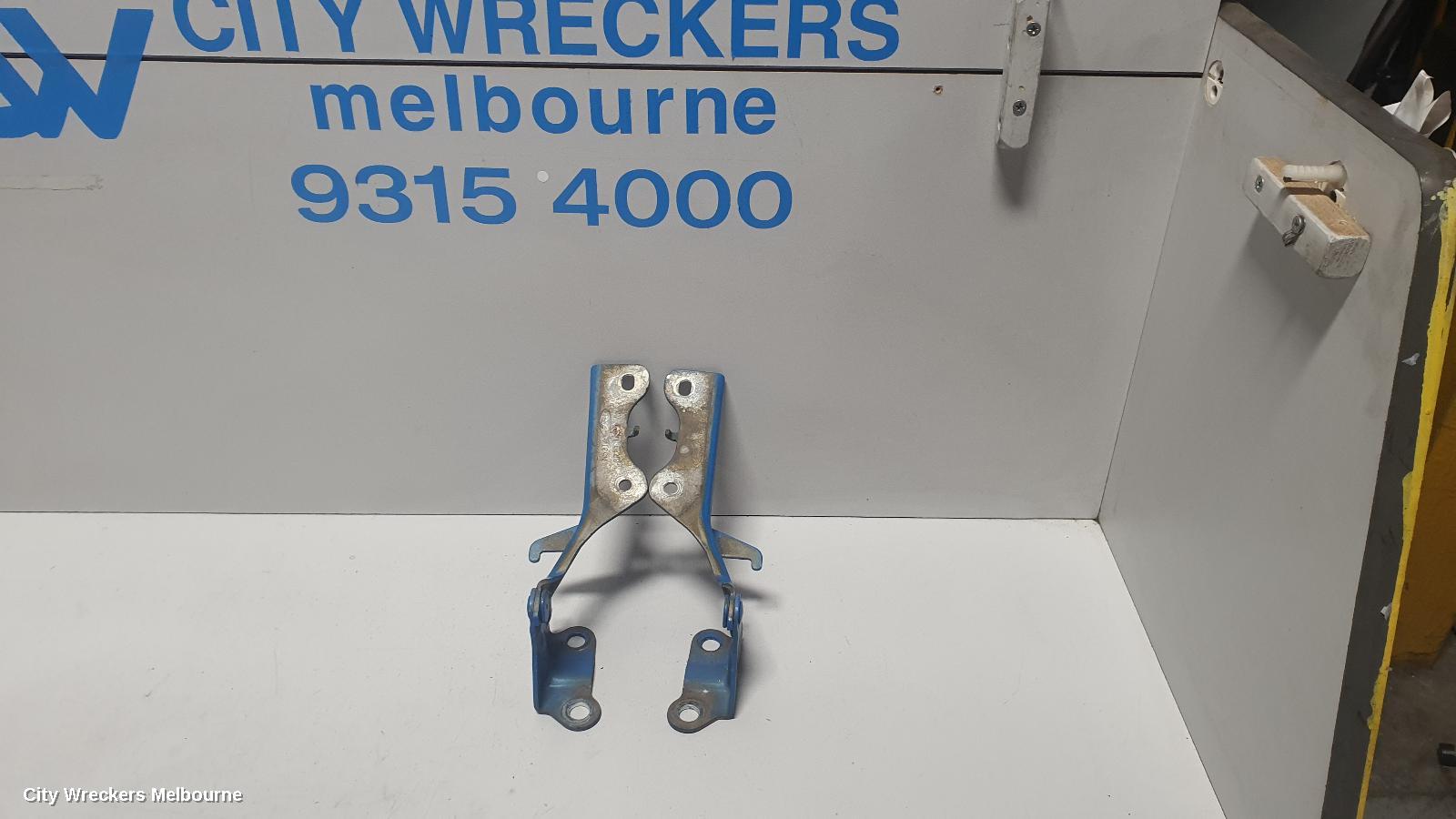 FORD FALCON BONNET HINGE/STRUT, FG MKI-MKII, HINGES (PAIR), 05/2008 - 09/2014