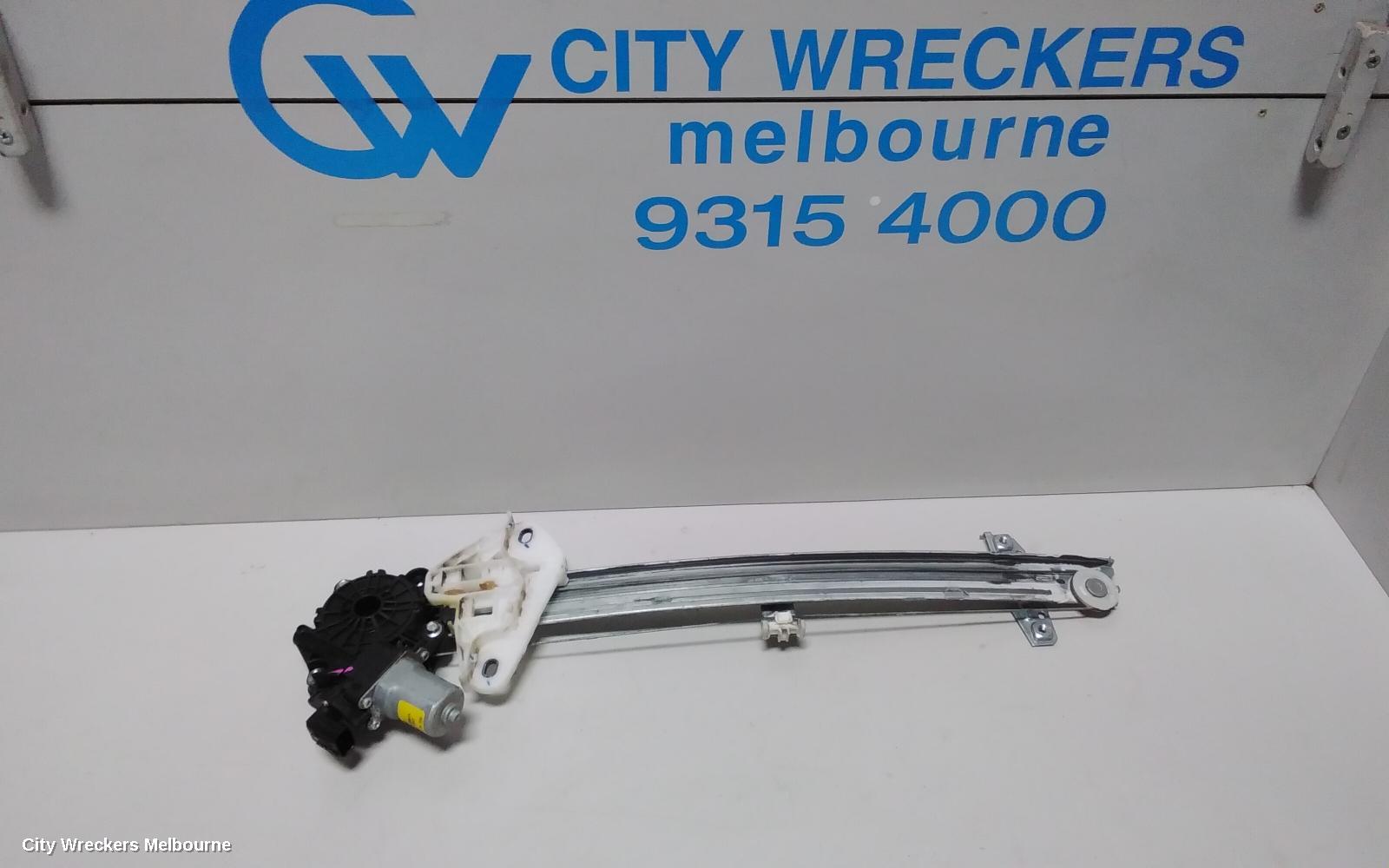 HONDA CIVIC RIGHT FRONT WINDOW REG/MOTOR, 10TH GEN, HATCH, 05/2016 - 08/2021