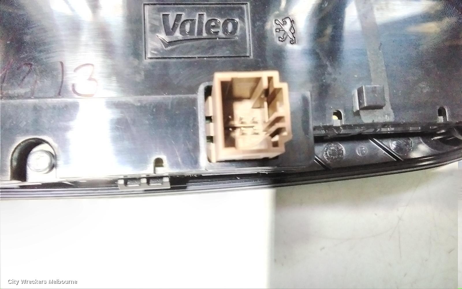 PEUGEOT 508 RADIO/CD/DVD/SAT/TV, DISPLAY UNIT, NON SAT NAV TYPE, 07/2011 - 12/2014