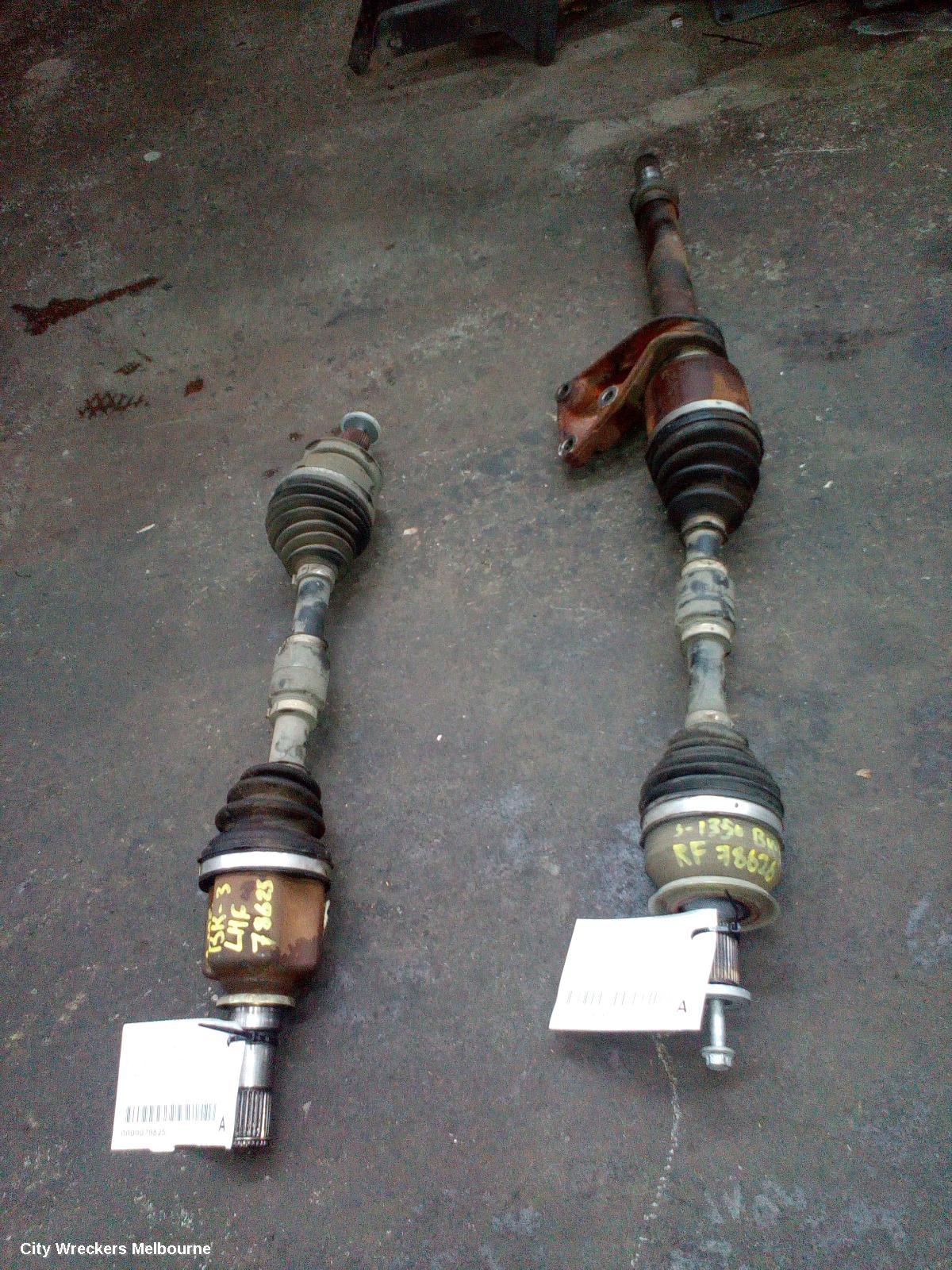 MAZDA 3 RIGHT DRIVESHAFT, FRONT, BK, 2.0, PETROL, MANUAL, FWD, W/ BOLT/WASHER TYPE, 10/2003 - 06/2006