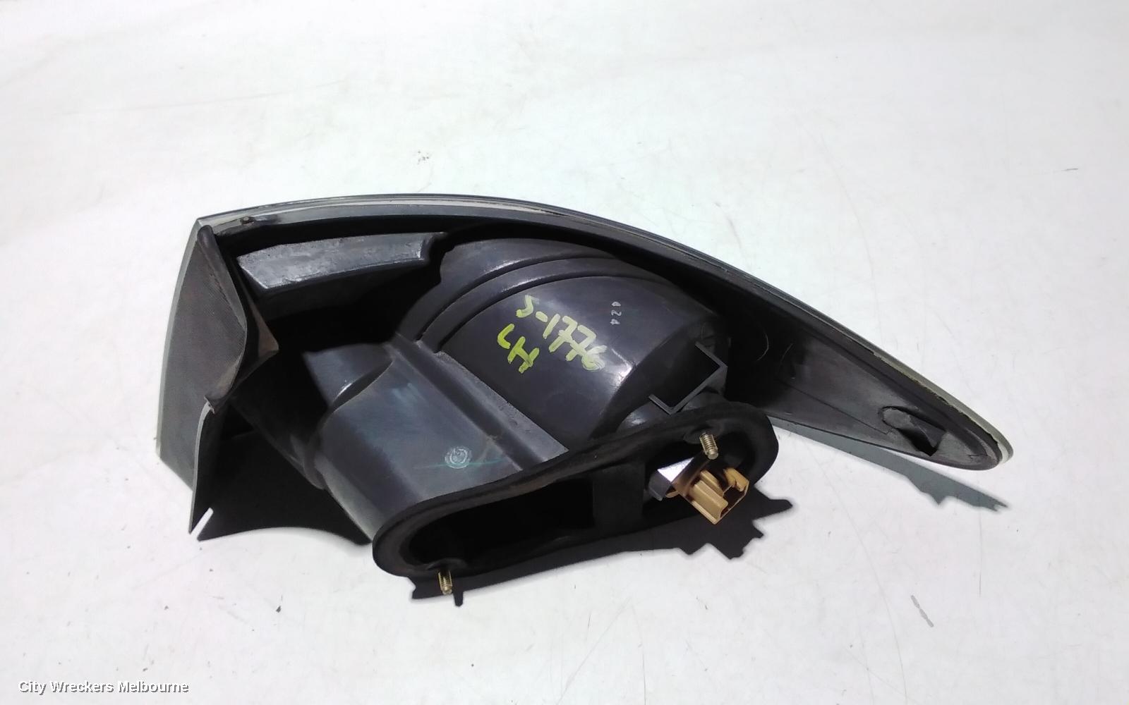 MAZDA 6 LEFT TAILLIGHT, GG/GY, SEDAN/HATCH, LENS# 220-61971, 09/2002 - 08/2005