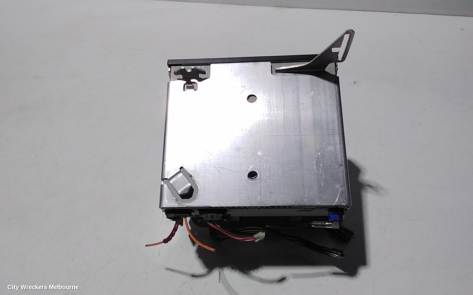 MERCEDES E CLASS RADIO/CD/DVD/SAT/TV, NAVIGATION DVD DRIVE UNIT, W211/S211, 08/2002 - 12/2009