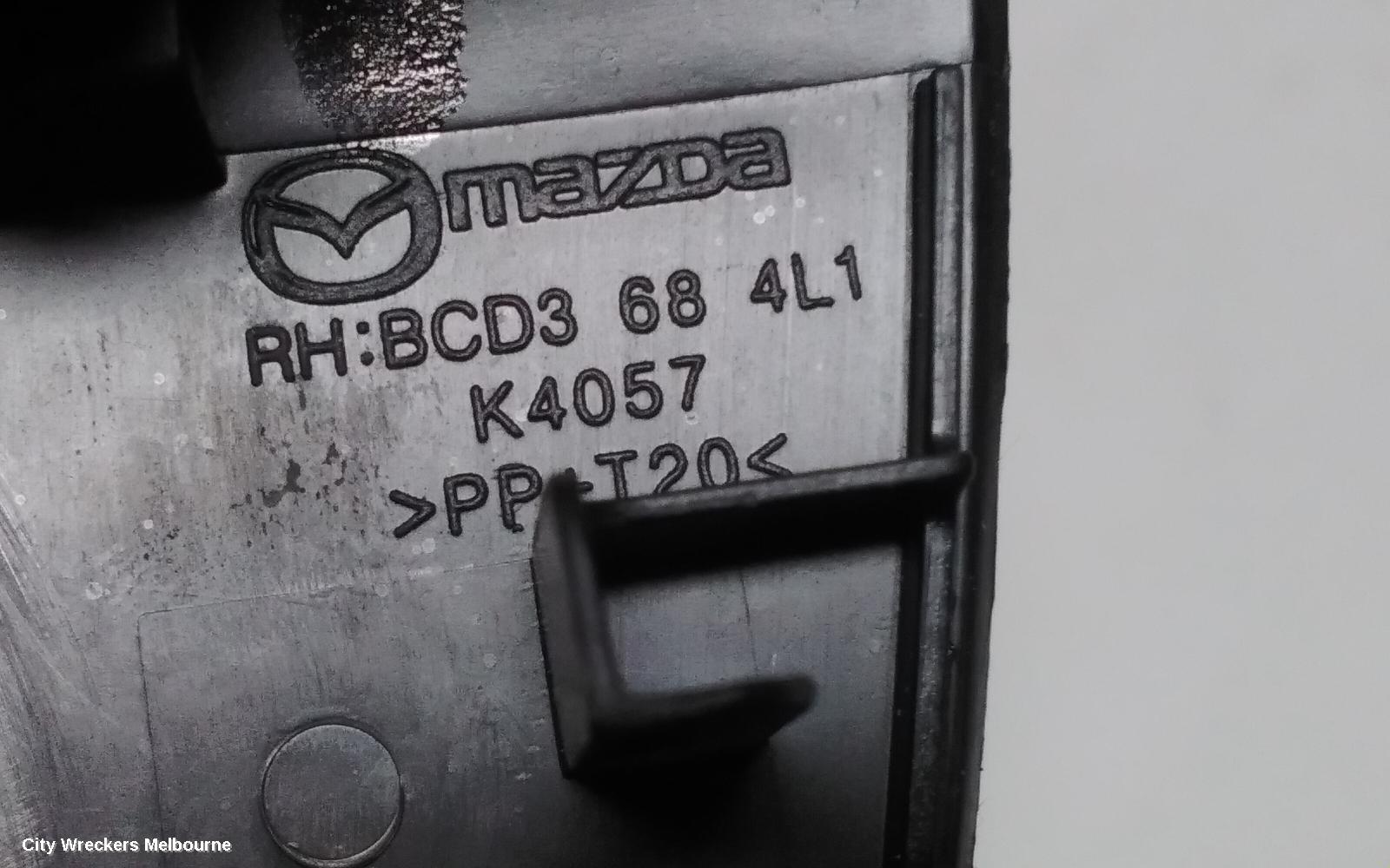 MAZDA 3 PWR DR WIND SWITCH, RH FRONT (MASTER SWITCH), BL, 04/2009 - 10/2013
