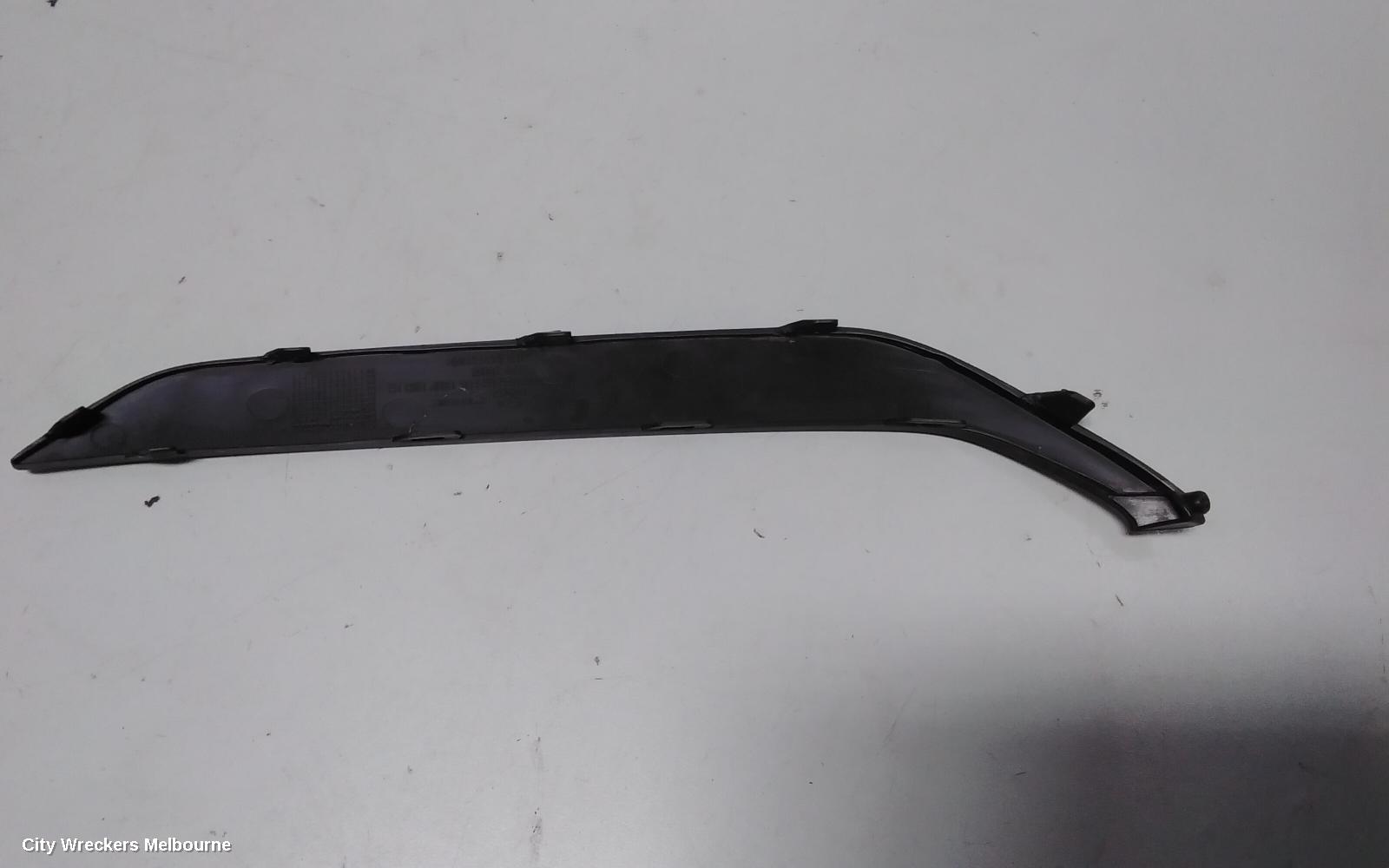 HYUNDAI TUCSON LEFT INDICATOR/FOG/SIDE, DAYTIME RUNNING LAMP, TL, KOREAN BUILT (VIN KMHJ), 07/2015 - 06/2018