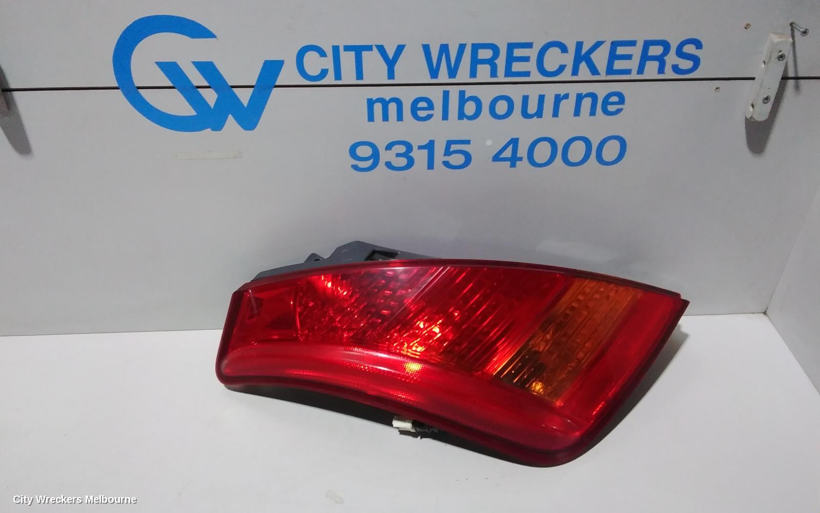 NISSAN MURANO LEFT TAILLIGHT, Z50, 05/2002 - 12/2008