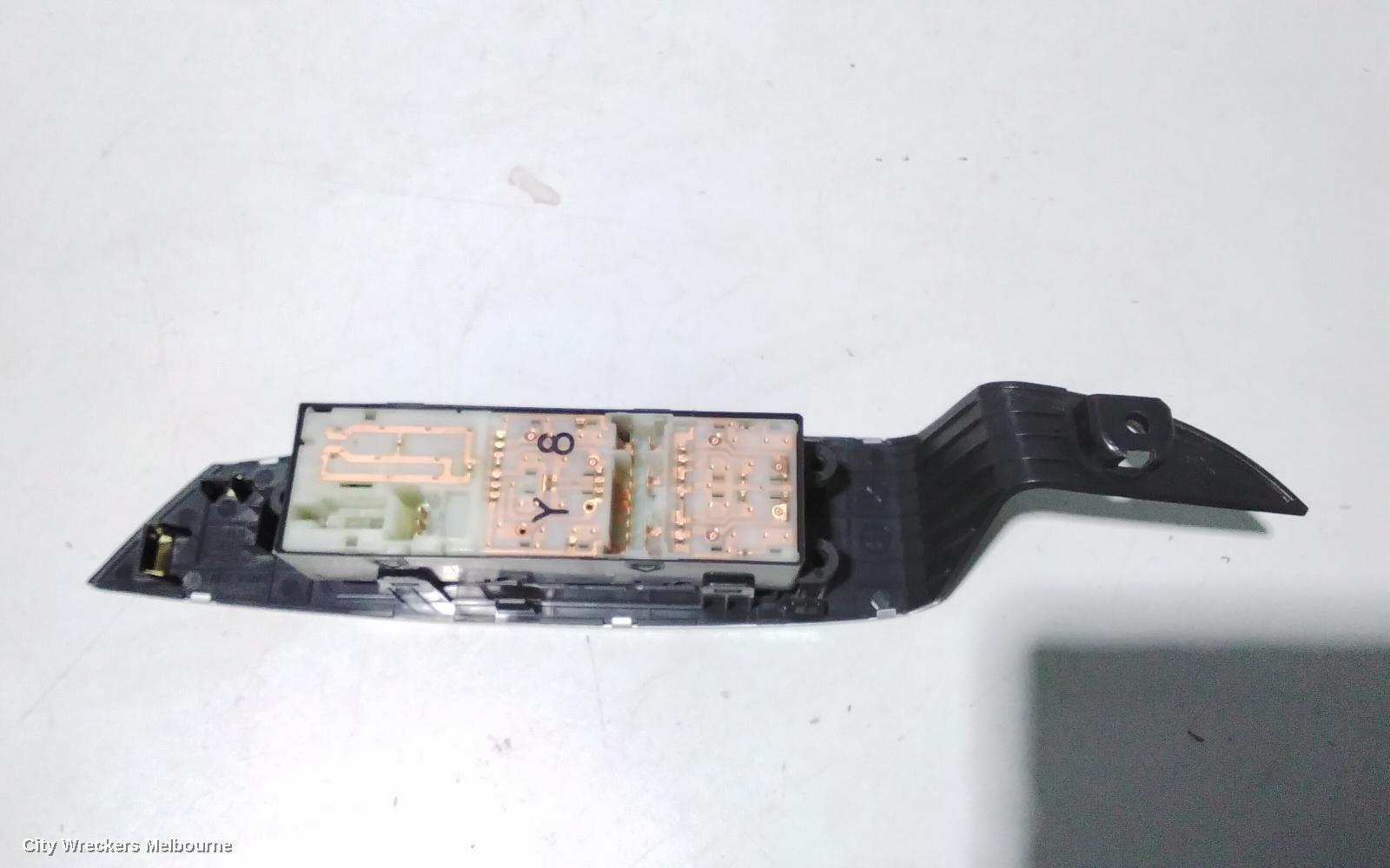NISSAN MURANO PWR DR WIND SWITCH, RH FRONT (MASTER SWITCH), Z50, 05/2002 - 12/2008