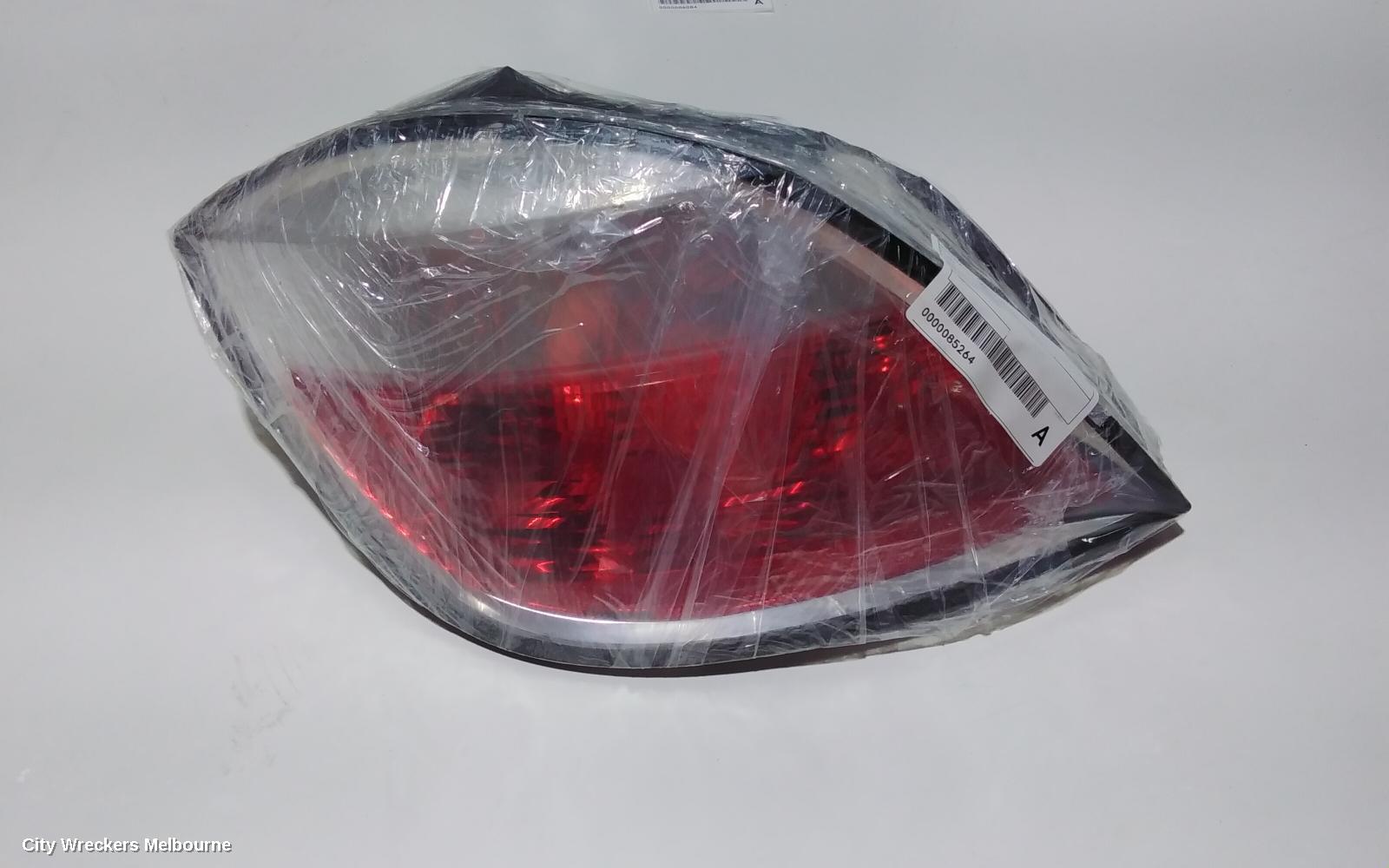 HOLDEN ASTRA LEFT TAILLIGHT, AH, 5DR HATCH, FROSTED INDICATOR TYPE, 10/2004 - 08/2009