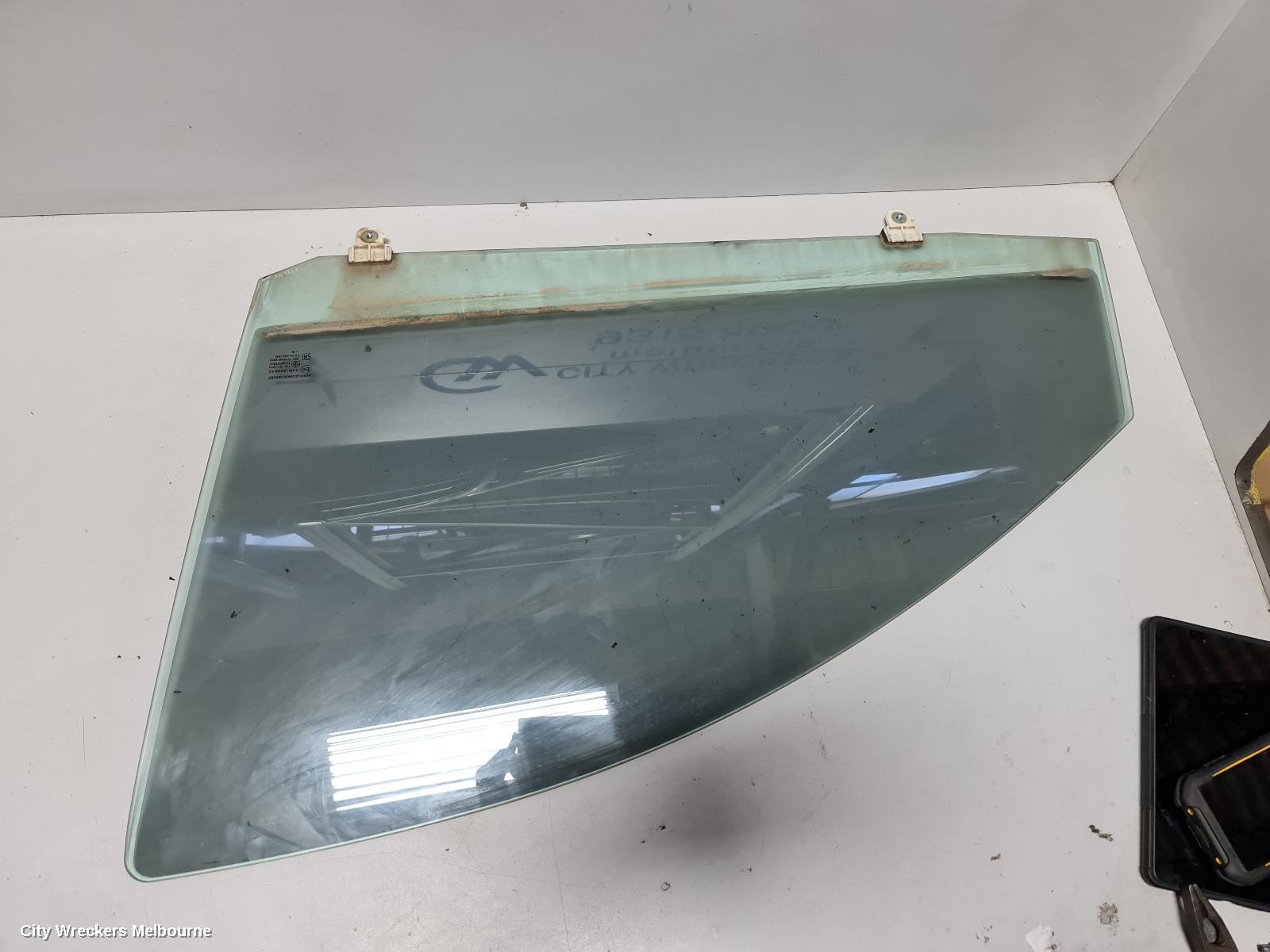 MITSUBISHI TRITON LEFT FRONT DOOR WINDOW, SINGLE/DUAL CAB, MQ, 04/2015 ONWARDS