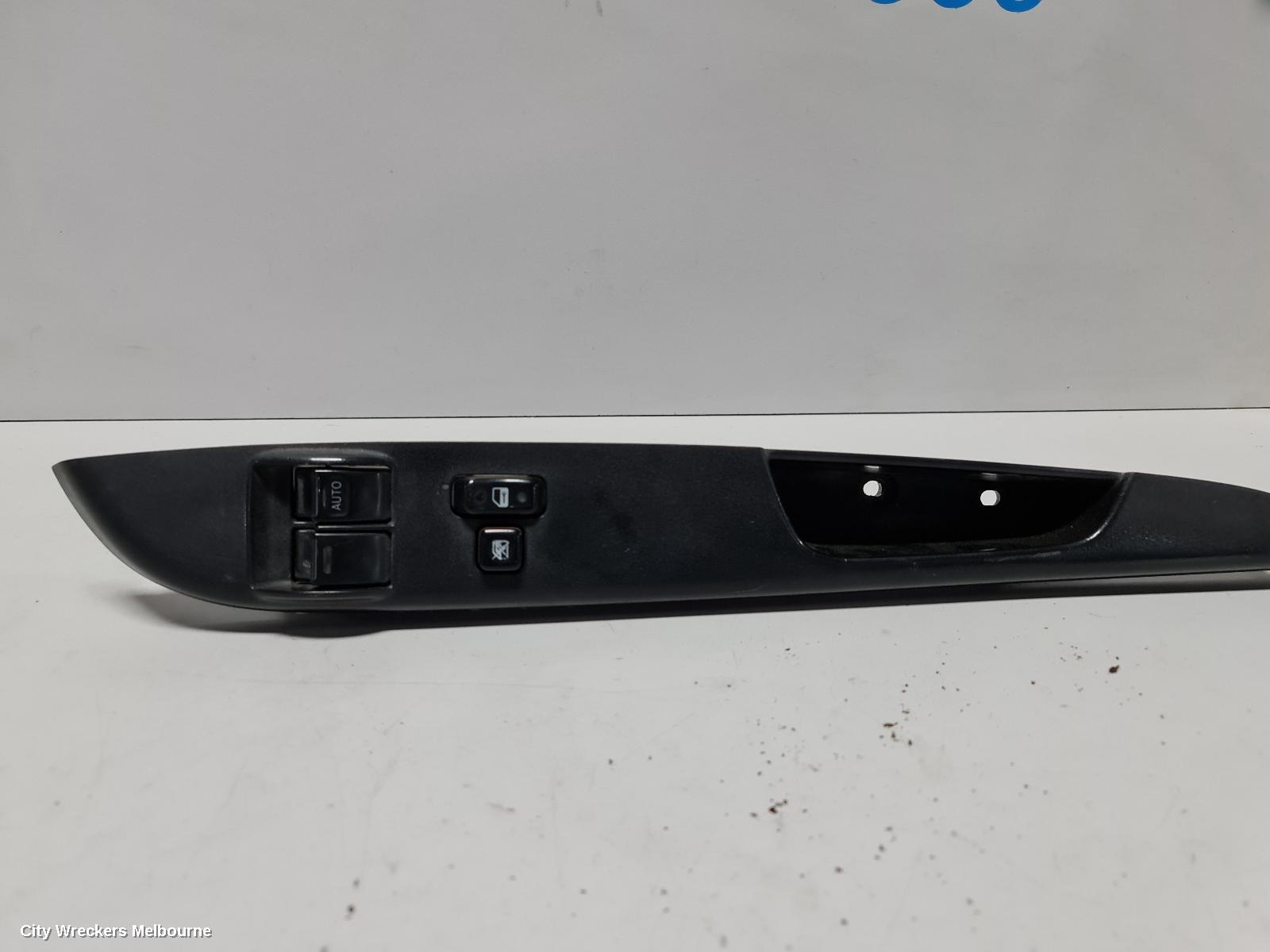 TOYOTA HIACE PWR DR WIND SWITCH, RH FRONT (MASTER SWITCH), TRH/KDH, 03/2014 - 04/2019