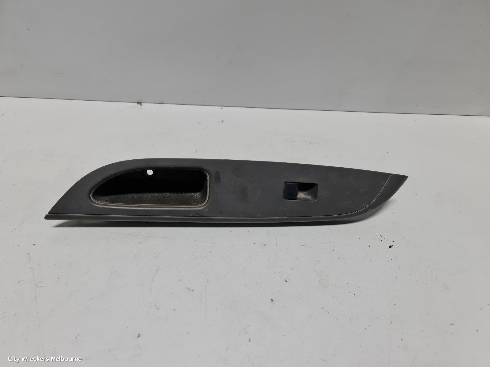 MITSUBISHI TRITON PWR DR WIND SWITCH, LH FRONT/LH REAR/RH REAR MQ-MR, 04/2015 ONWARDS