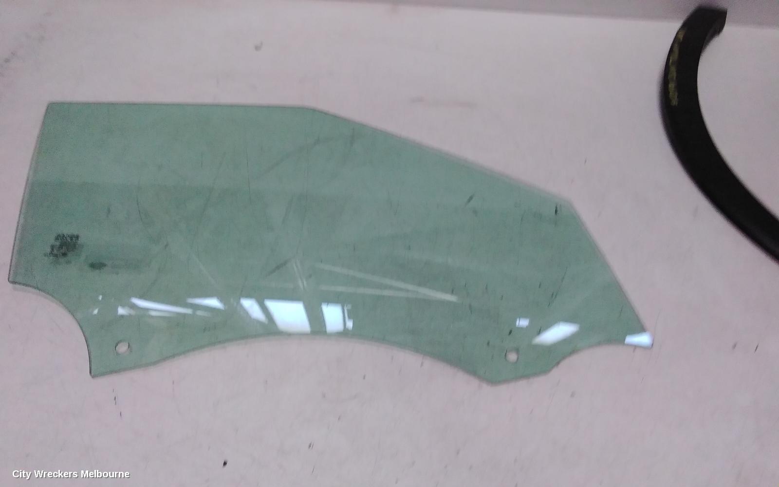 LAND ROVER RANGEROVER EVOQUE RIGHT FRONT DOOR WINDOW, L538, 11/2011 - 01/2019