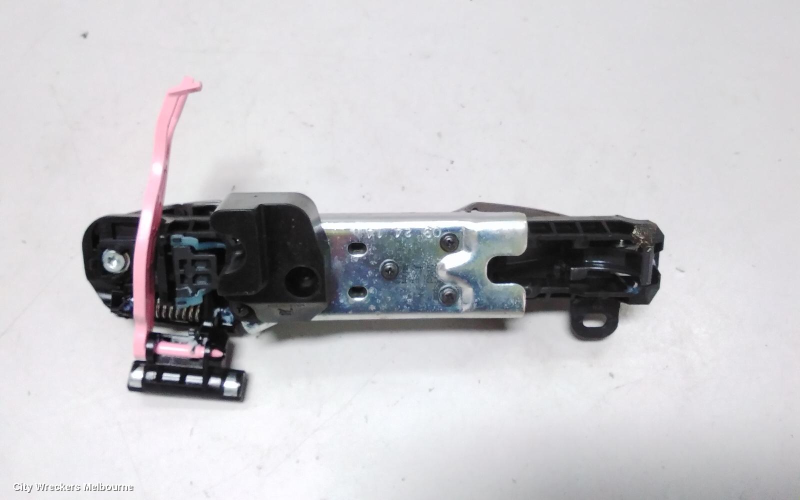 TOYOTA KLUGER DOOR HANDLE, OUTER, RH REAR, GSU50/GSU55, 03/2014 - 02/2021