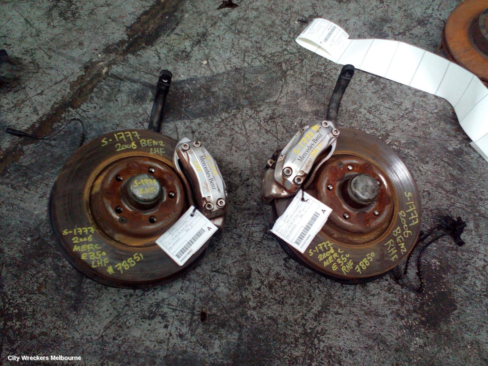 MERCEDES E CLASS RIGHT FRONT HUB ASSEMBLY, W211/S211, NON AMG TYPE, 08/2002 - 12/2009