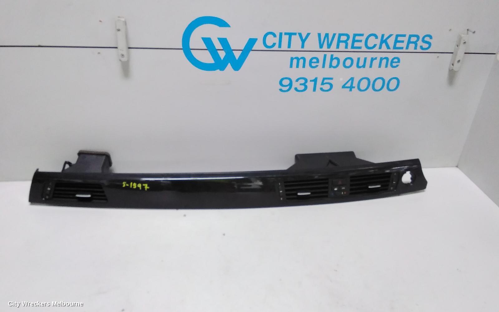 BMW 3 SERIES, E90, 03/2005 - 12/2013, DASH AIR VENTS + SURROUND: 78872
