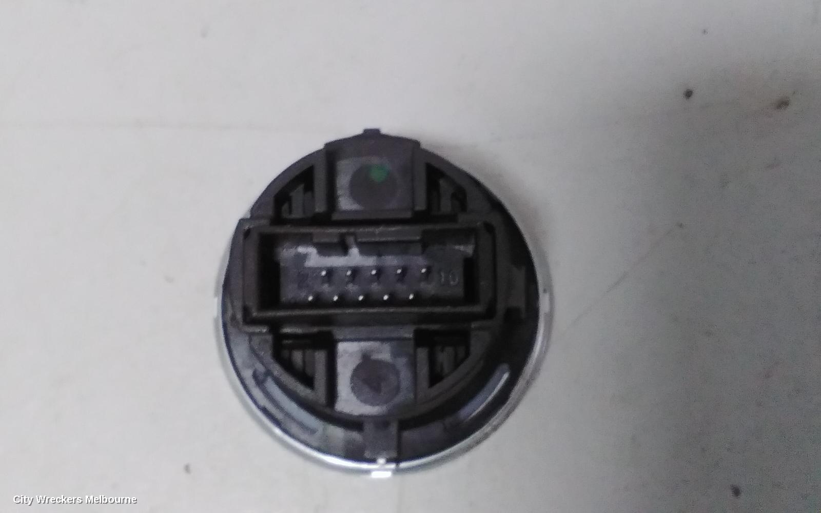 BMW 3 SERIES, E90, 03/2005 - 12/2013, START / STOP BUTTON: 78873