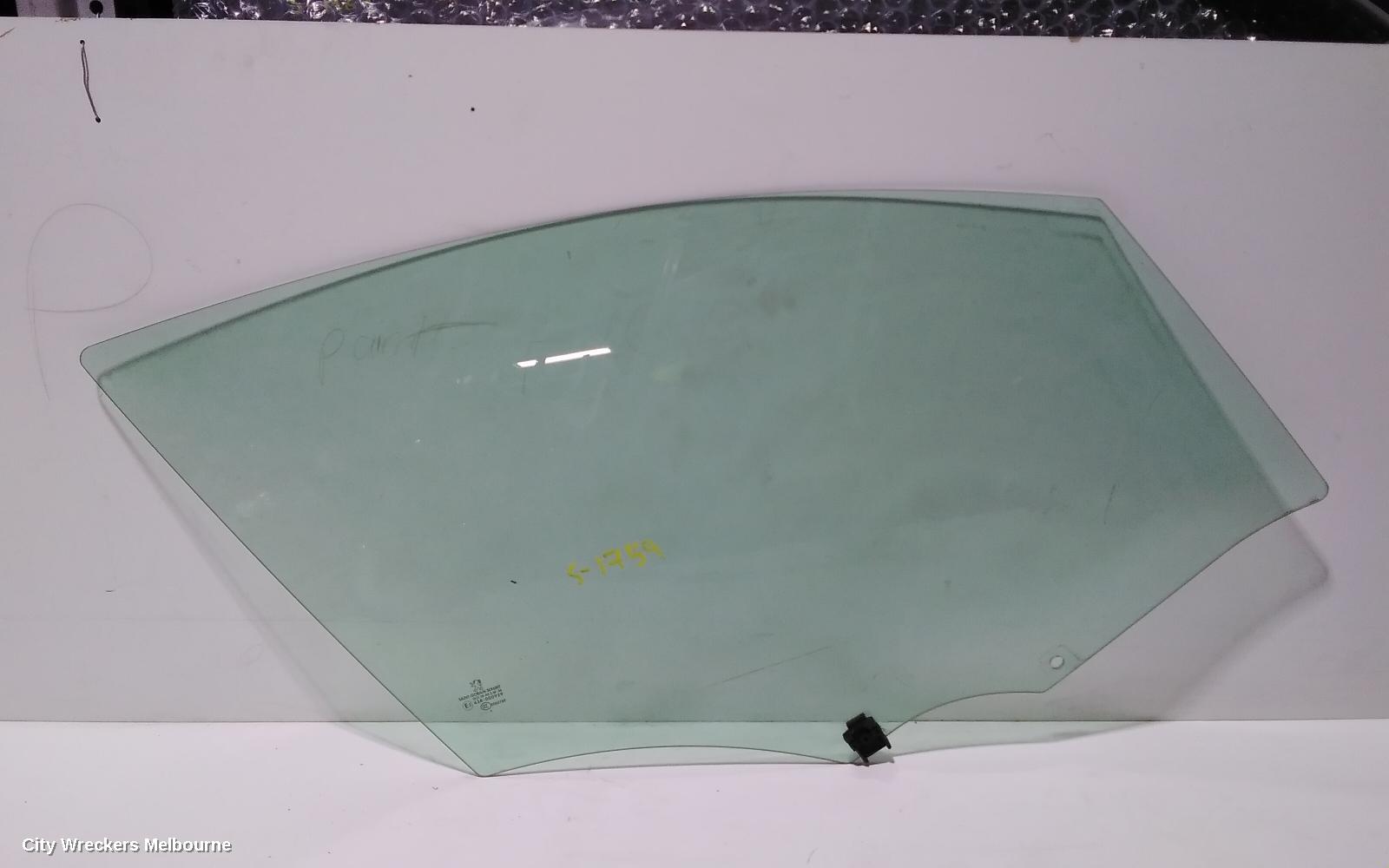 PEUGEOT 508 RIGHT FRONT DOOR WINDOW, 07/2011 - 12/2017
