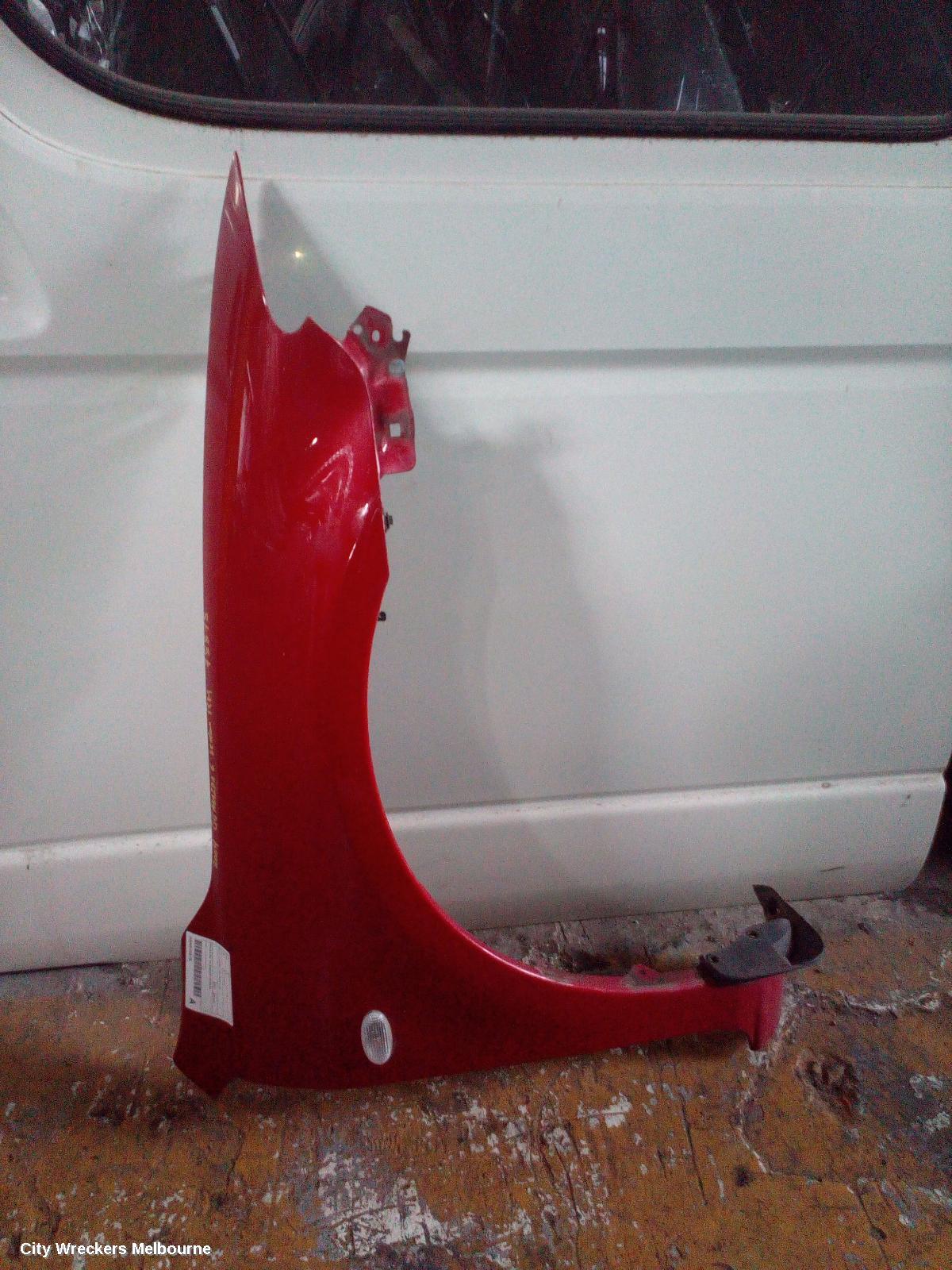 MAZDA 6 RIGHT GUARD, GG/GY, STANDARD TYPE, 09/2002 - 01/2008