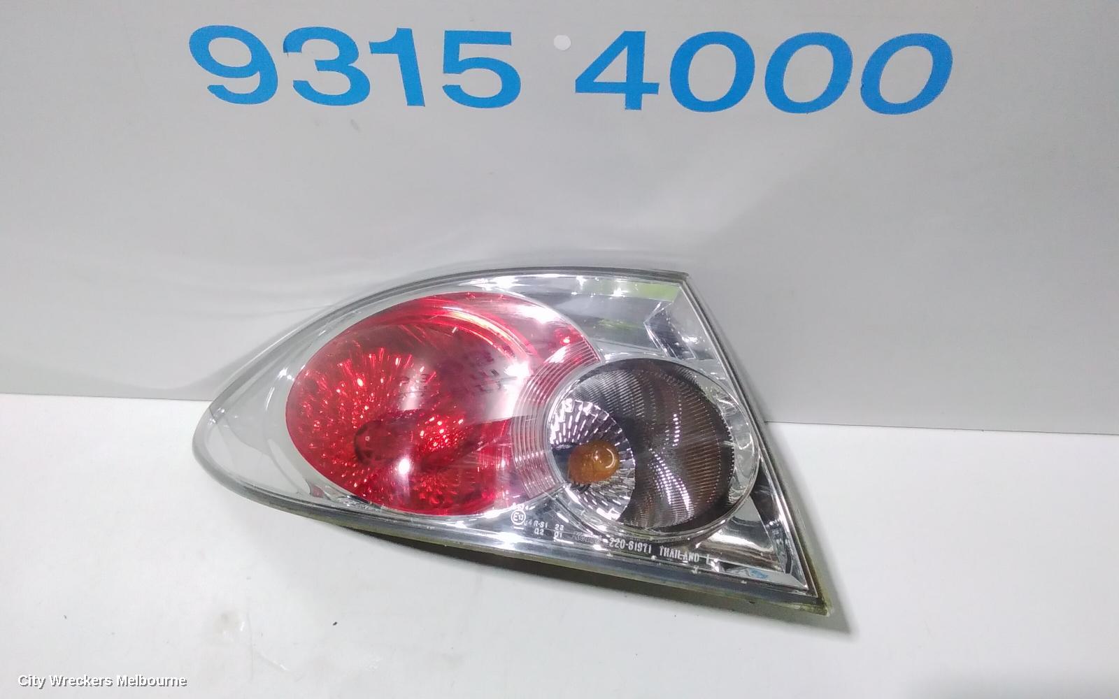 MAZDA 6 LEFT TAILLIGHT, GG/GY, SEDAN/HATCH, LENS# 220-61971, 09/2002 - 08/2005