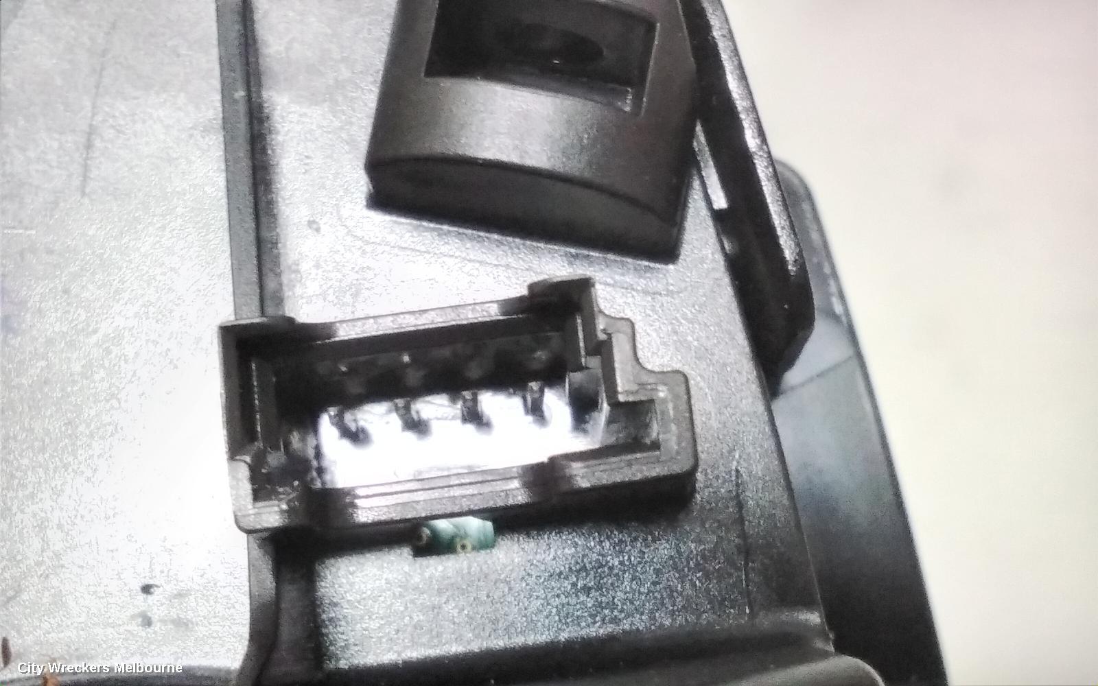 BMW 3 SERIES COMBINATION SWITCH, IDRIVE, 7 BUTTON TYPE, W/ MEDIA TYPE, E90, 10/2008 - 01/2012