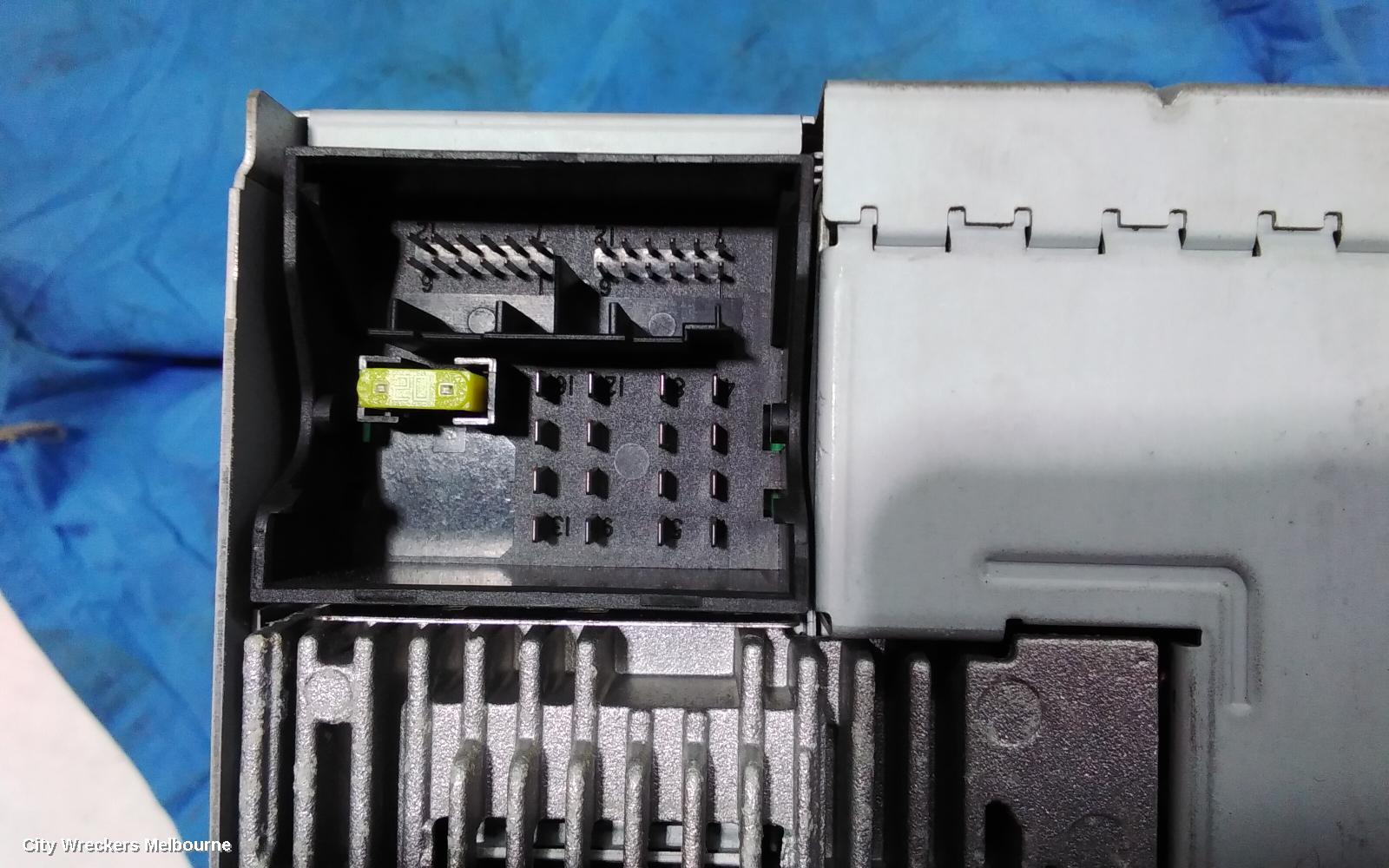 VOLKSWAGEN GOLF RADIO/CD/DVD/SAT/TV, DISPLAY & HEAD UNIT (RNS510), GEN 6, 10/2008 - 01/2016