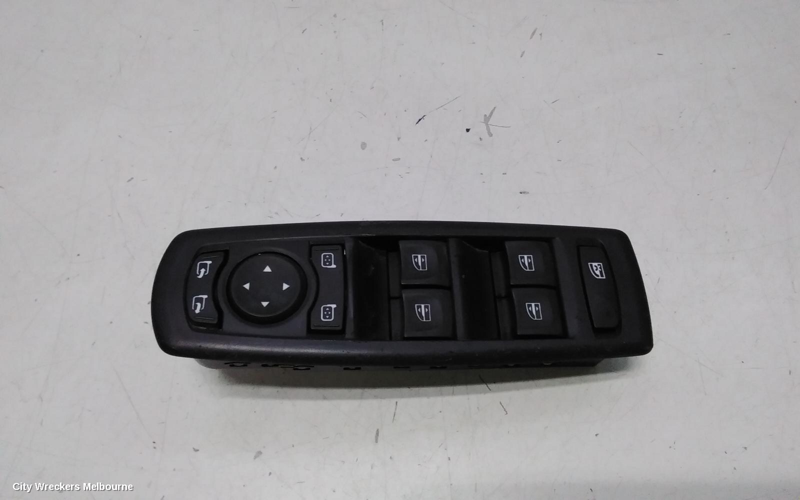 RENAULT MEGANE PWR DR WIND SWITCH, LH REAR/RH REAR, X32/X95/K95, 5DR HATCH/WAGON, 09/2010 - 05/2016