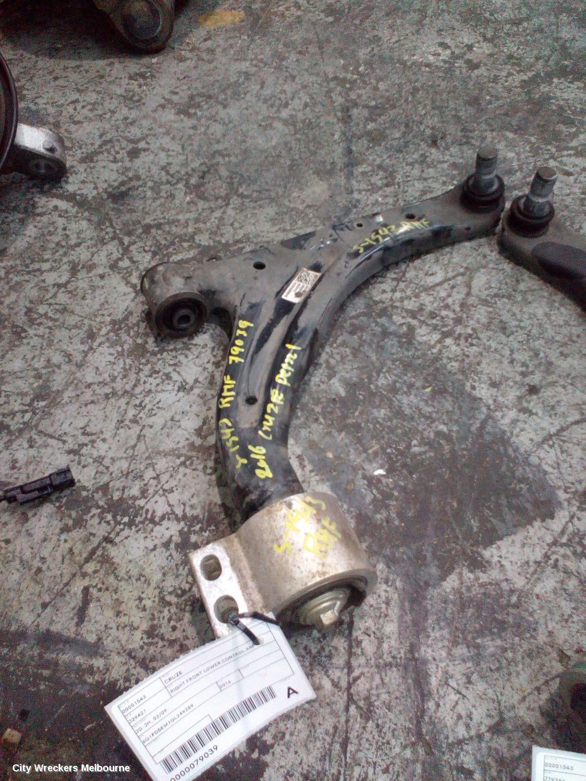 HOLDEN CRUZE RIGHT FRONT LOWER CONTROL ARM, JG-JH, 03/2009 ONWARDS