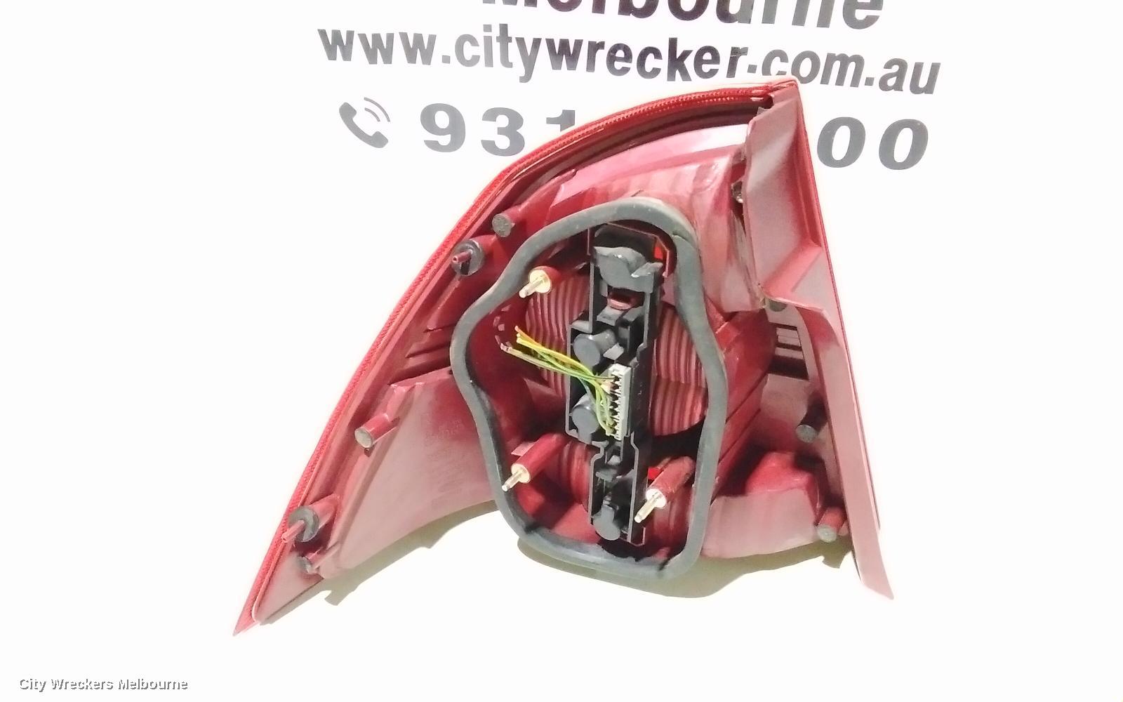 FORD FOCUS RIGHT TAILLIGHT, LT, SEDAN, 05/2007 - 04/2009