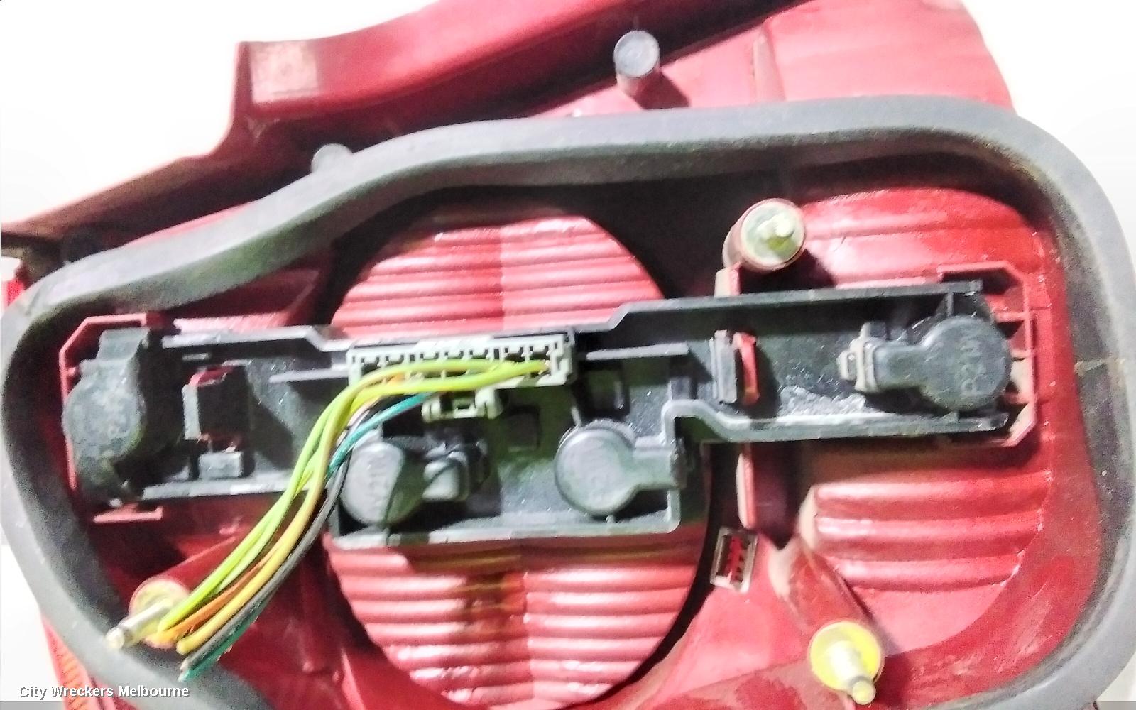 FORD FOCUS RIGHT TAILLIGHT, LT, SEDAN, 05/2007 - 04/2009