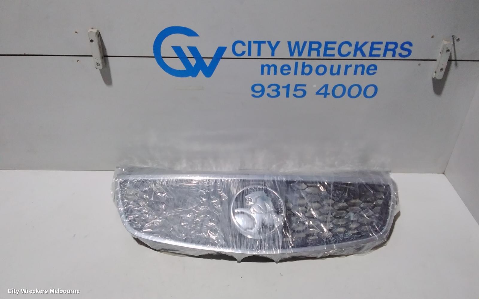 HOLDEN COMMODORE GRILLE, RADIATOR GRILLE, VE, SEDAN, CALAIS, 09/2010 - 04/2013