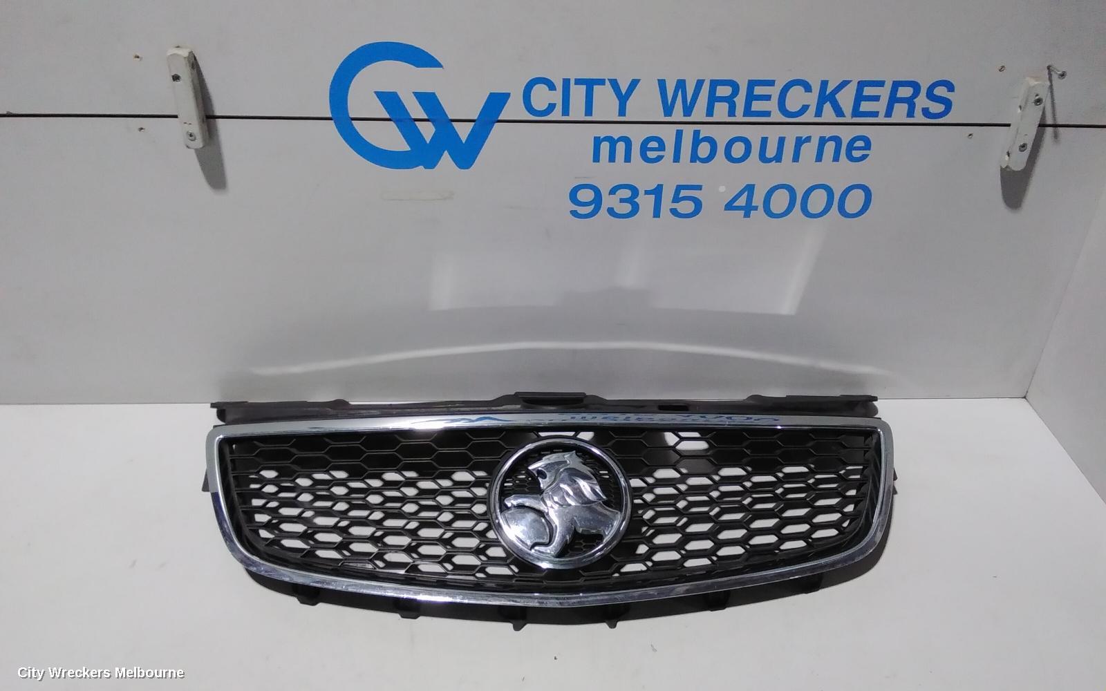 HOLDEN COMMODORE GRILLE, RADIATOR GRILLE, VE, SEDAN, CALAIS, 09/2010 - 04/2013
