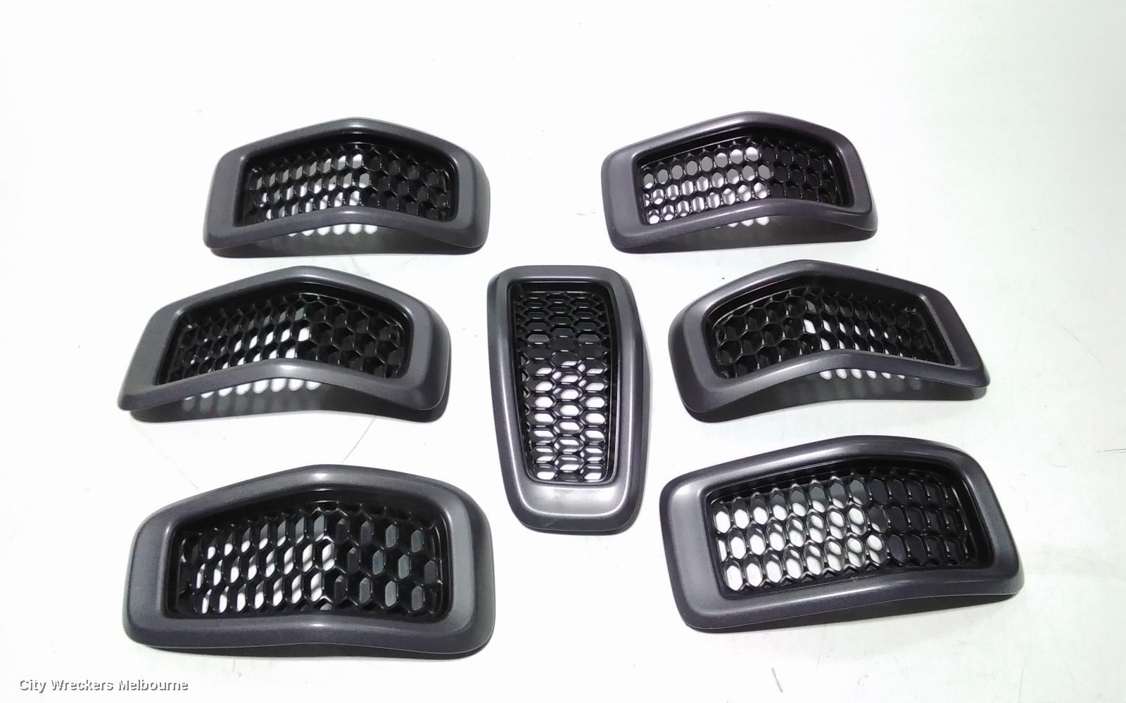 JEEP CHEROKEE GRILLE, RADIATOR GRILLE, KL, TRAILHAWK, GREY, 02/2014 - 03/2018