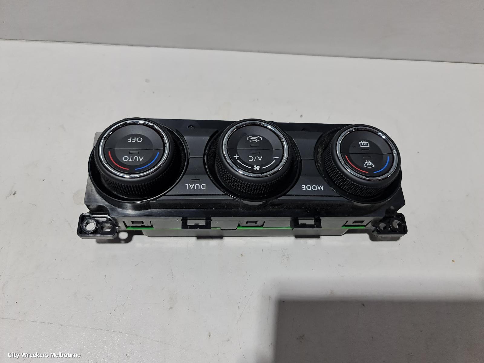 SUBARU XV HEATER/AC CONTROLS, CLIMATE CONTROL TYPE, G4X, 01/2012 ONWARDS