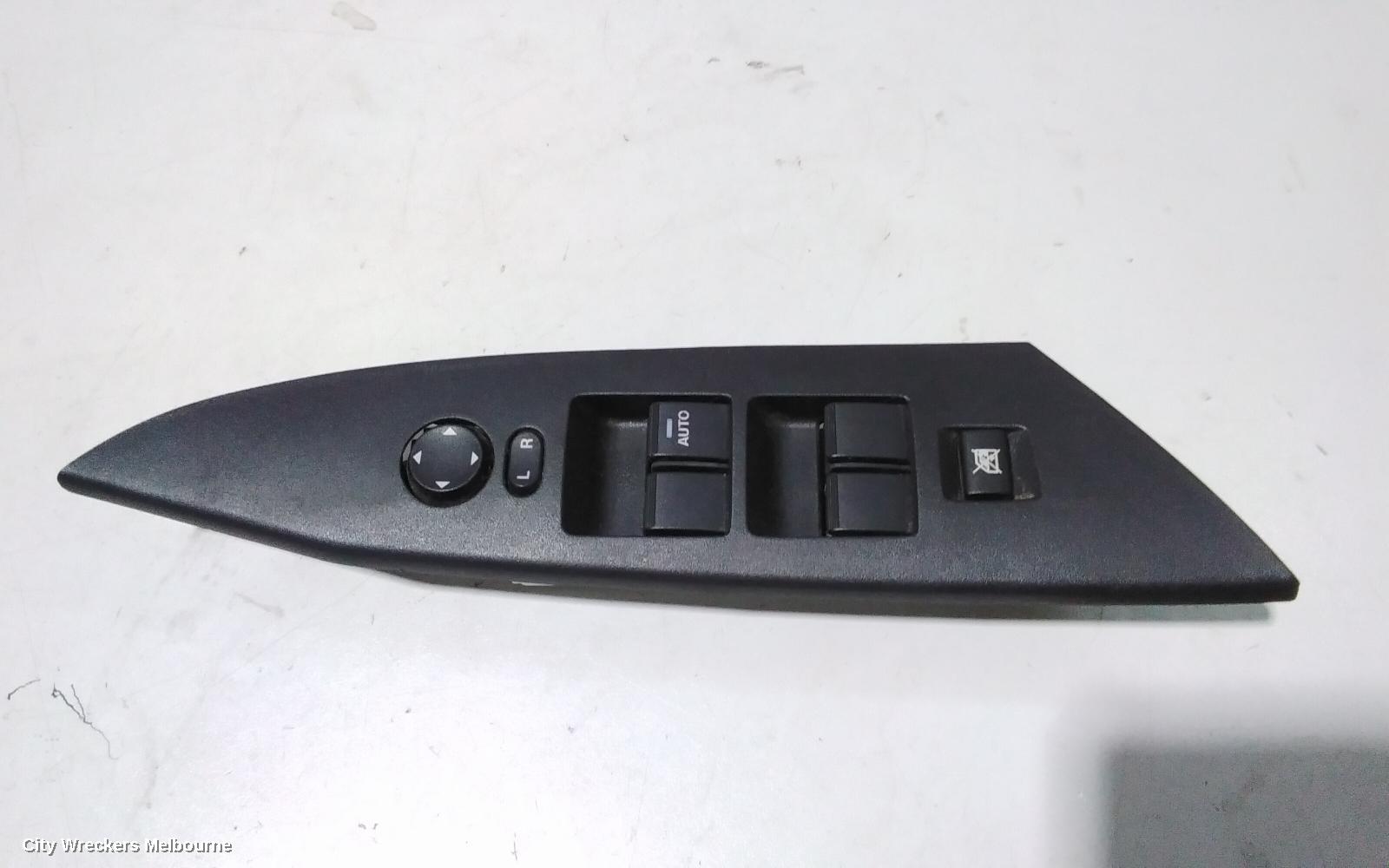 MAZDA 3 PWR DR WIND SWITCH, RH FRONT (MASTER SWITCH), BL, 04/2009 - 10/2013