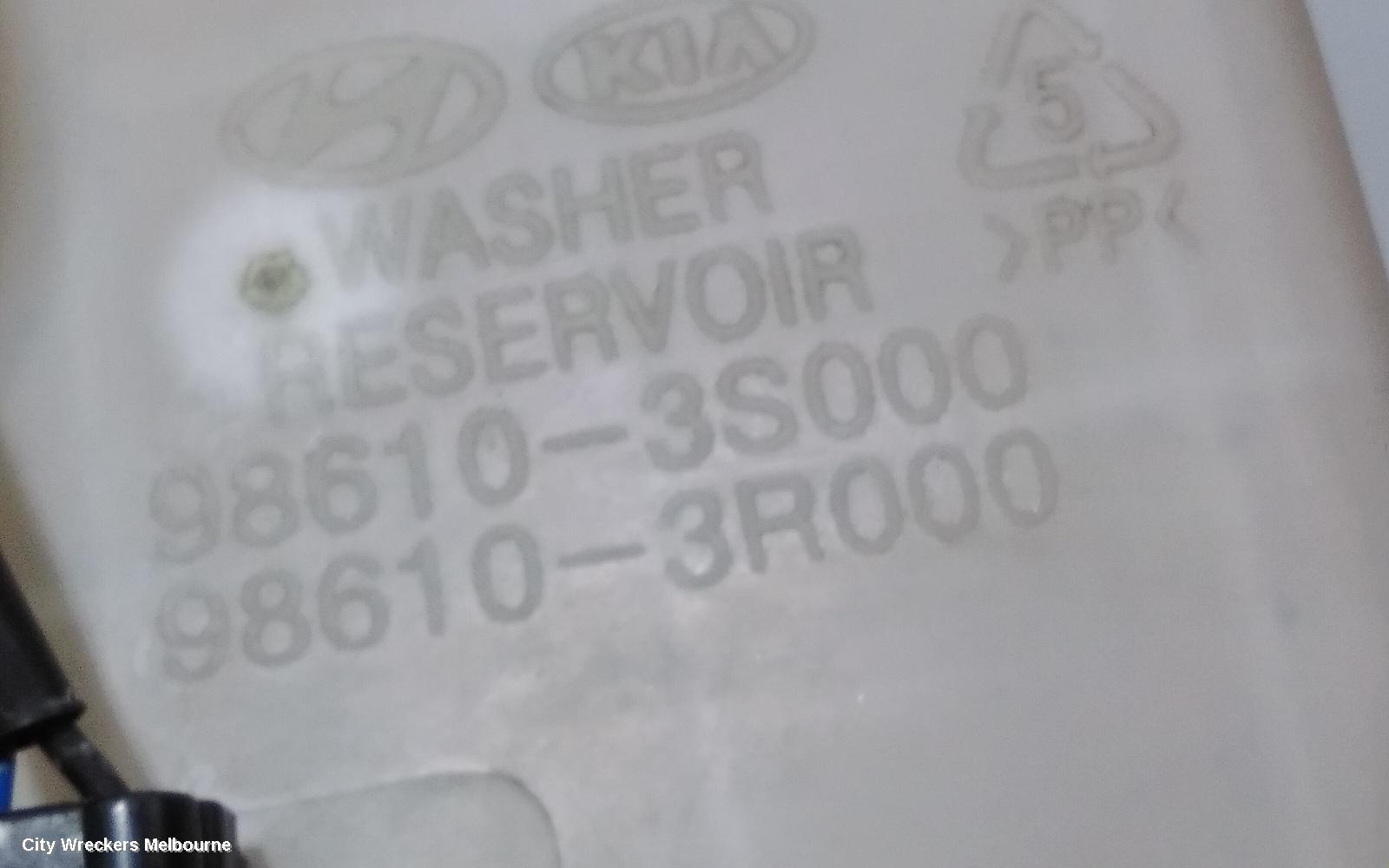 HYUNDAI I45 WASHER BOTTLE, WASHER BOTTLE, YF, 02/2010 - 04/2014